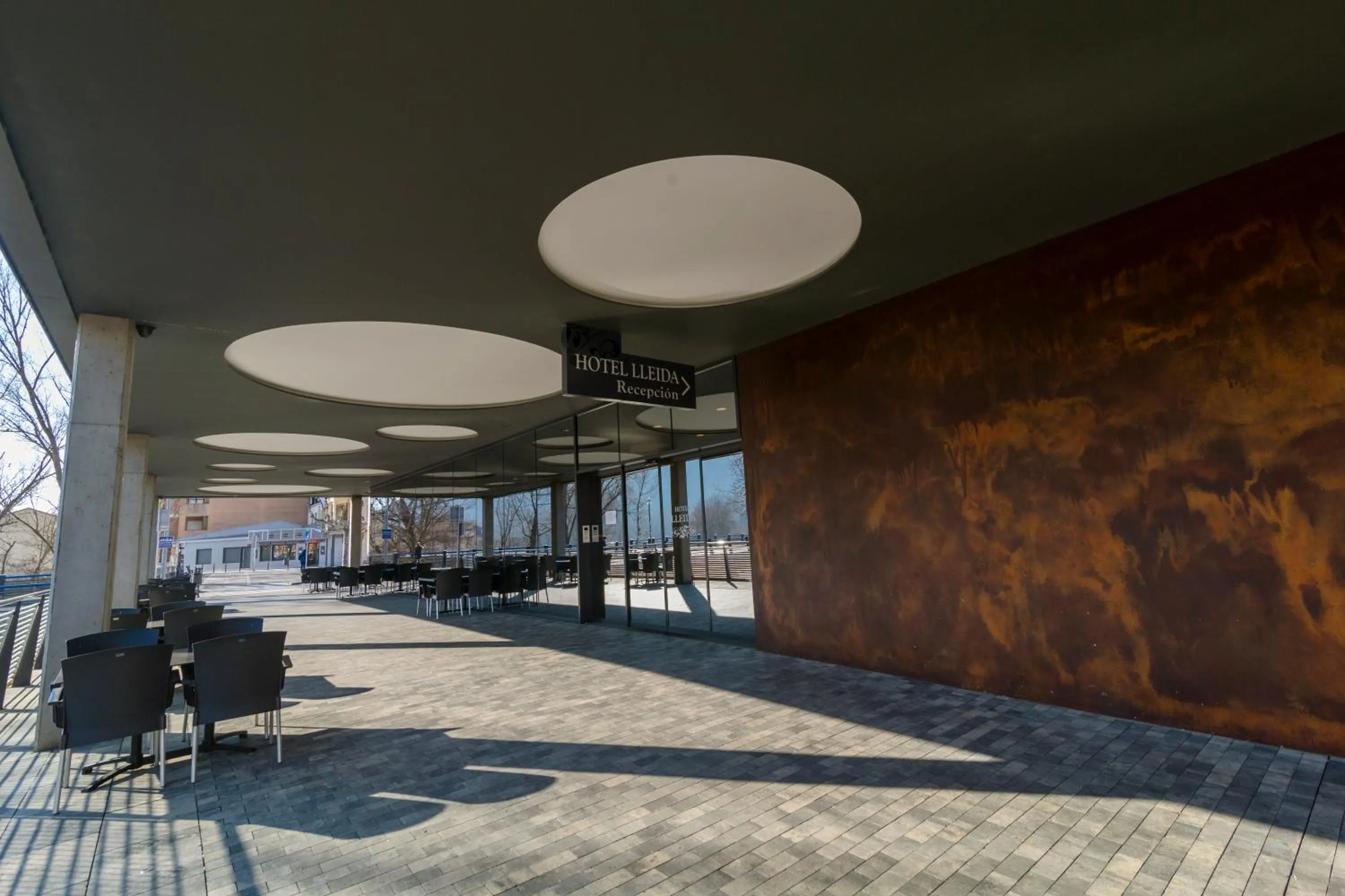 Property building in Hospedium Hotel Lleida