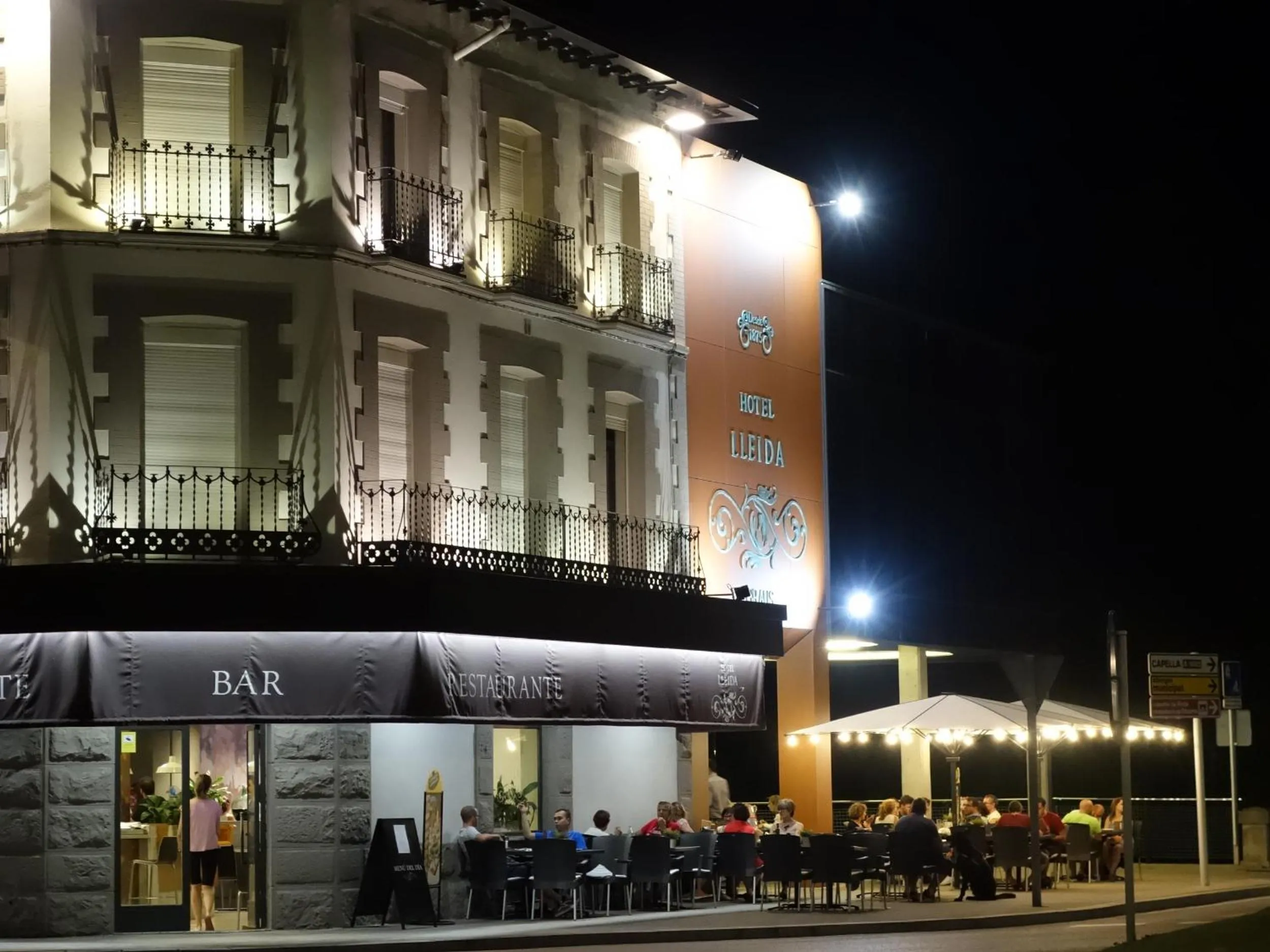 Property building in Hospedium Hotel Lleida