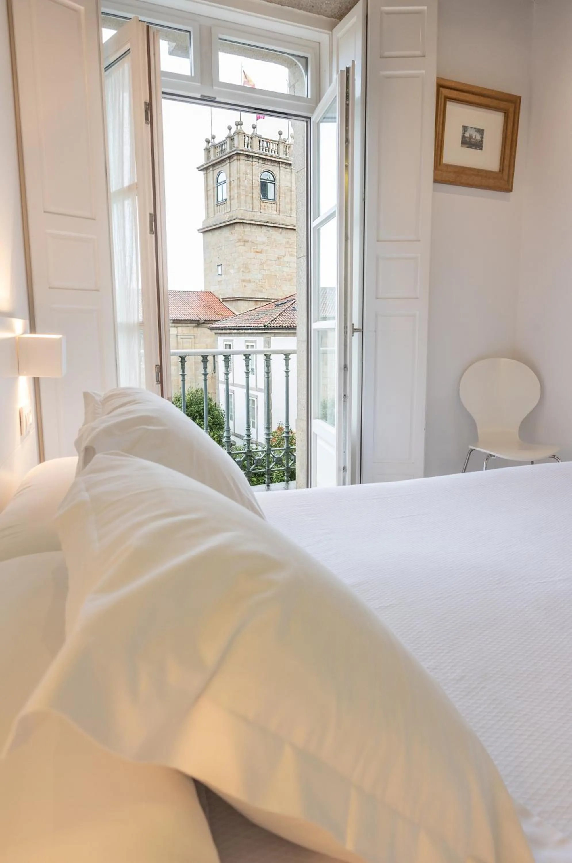 Photo of the whole room, Bed in Hotel Montes