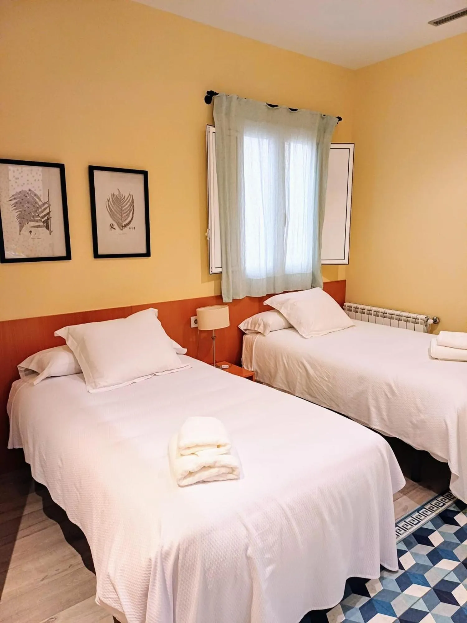 Photo of the whole room, Bed in Hotel Montes