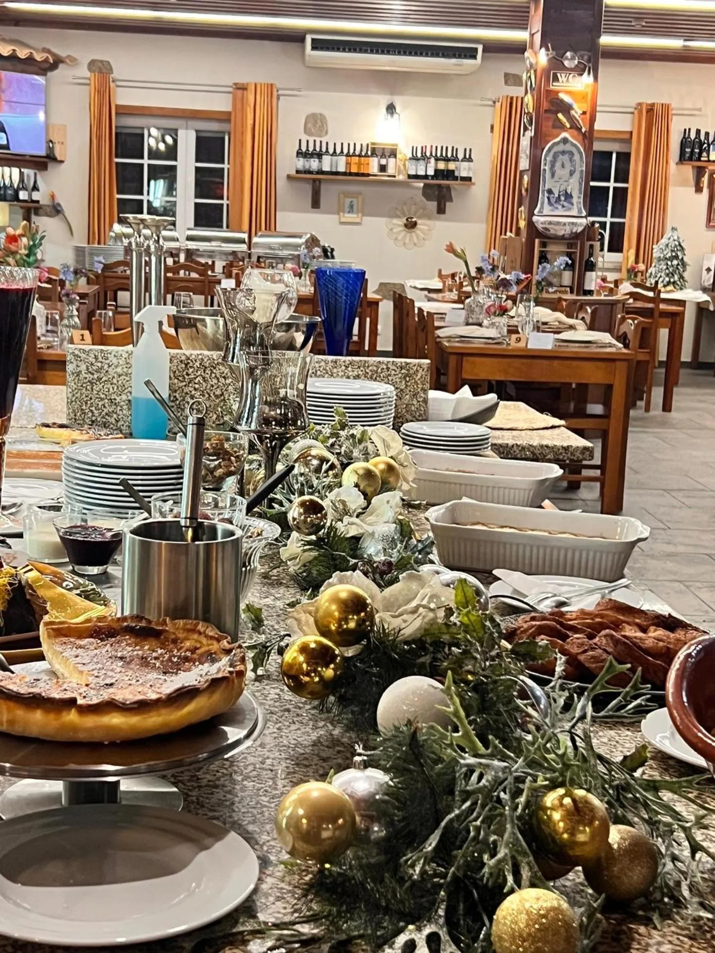 Restaurant/places to eat in Alfatima