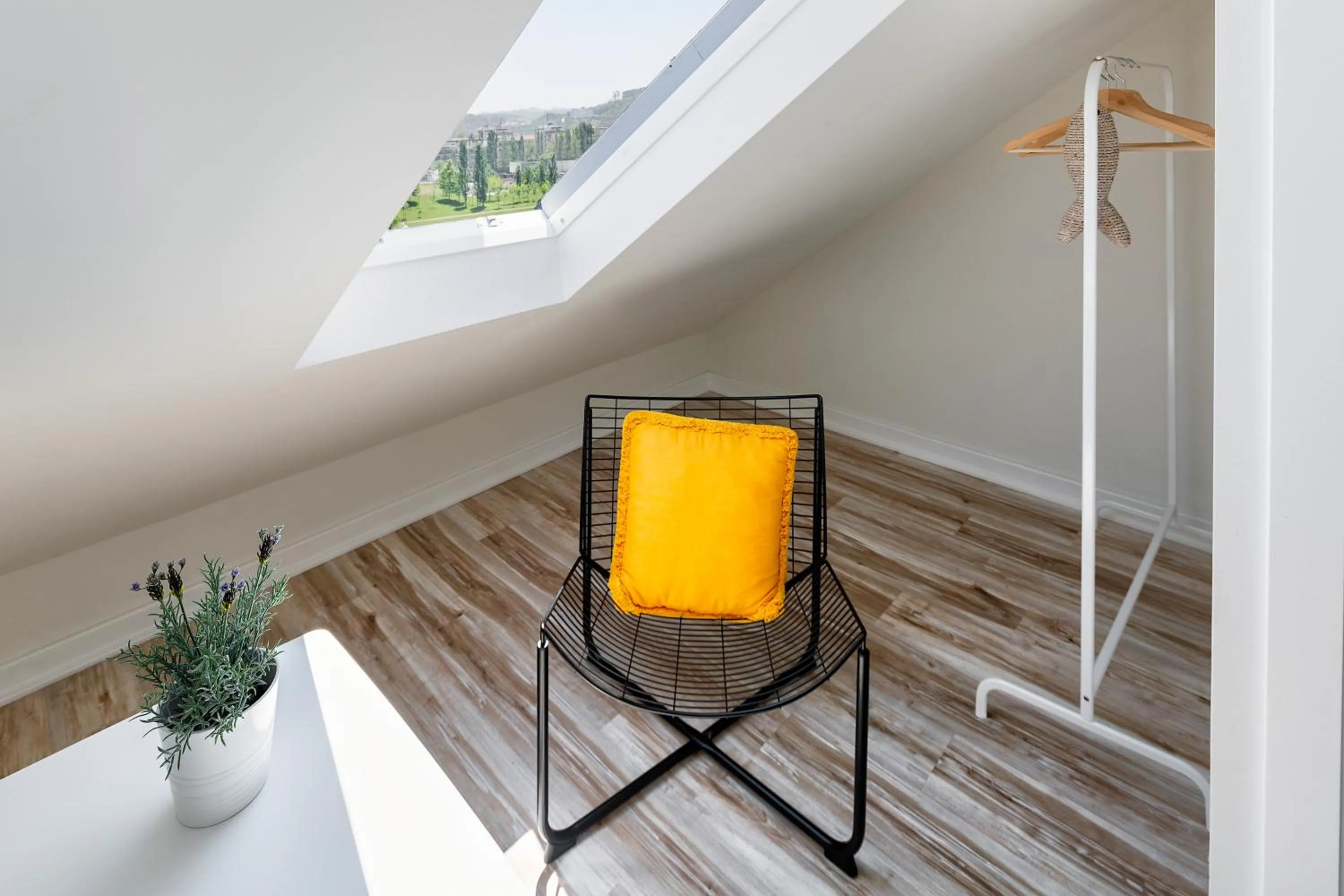 Decorative detail in JR Studios & Suites I Rius I