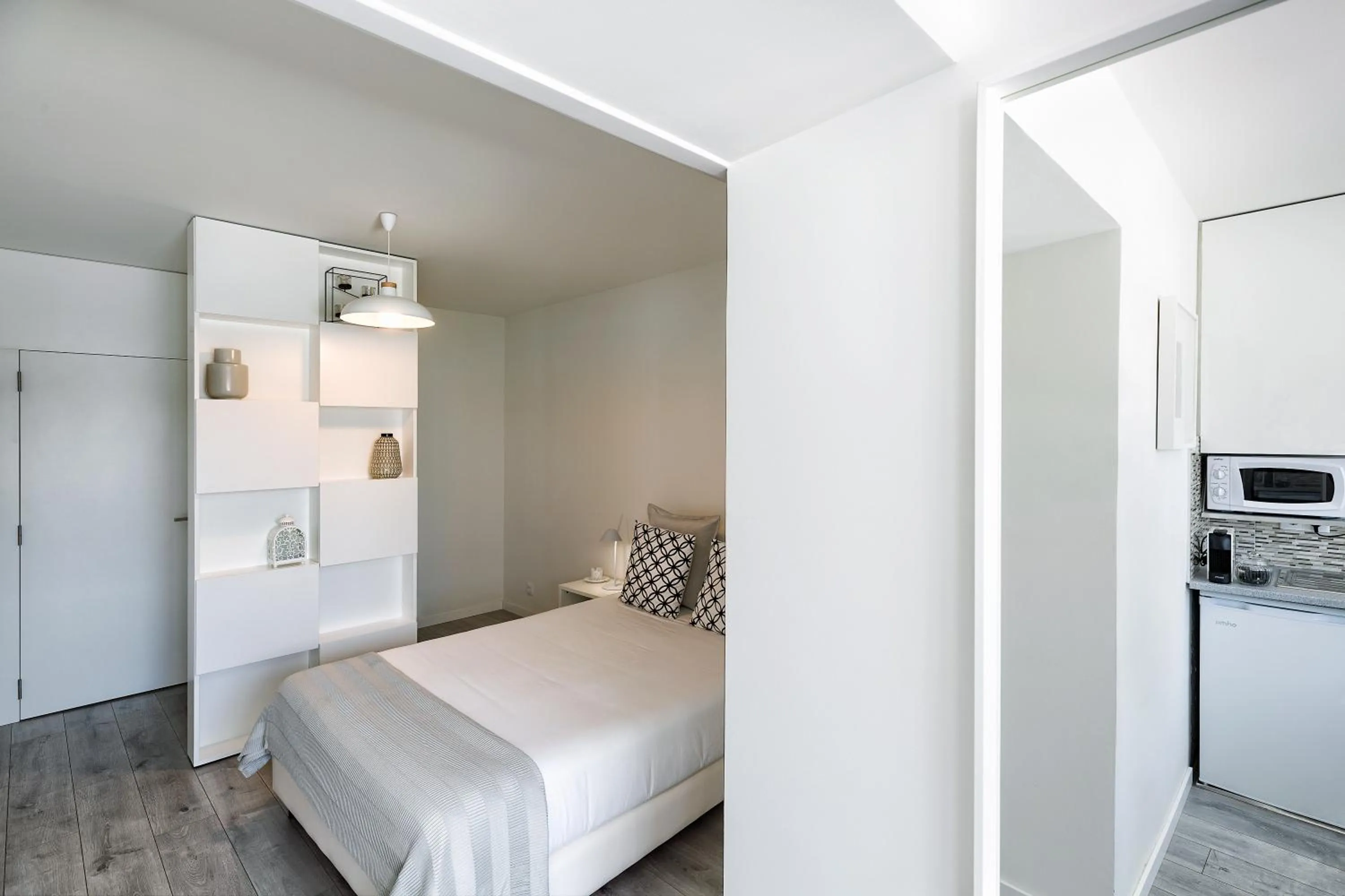 Kitchen or kitchenette, Bed in JR Studios & Suites I Rius I