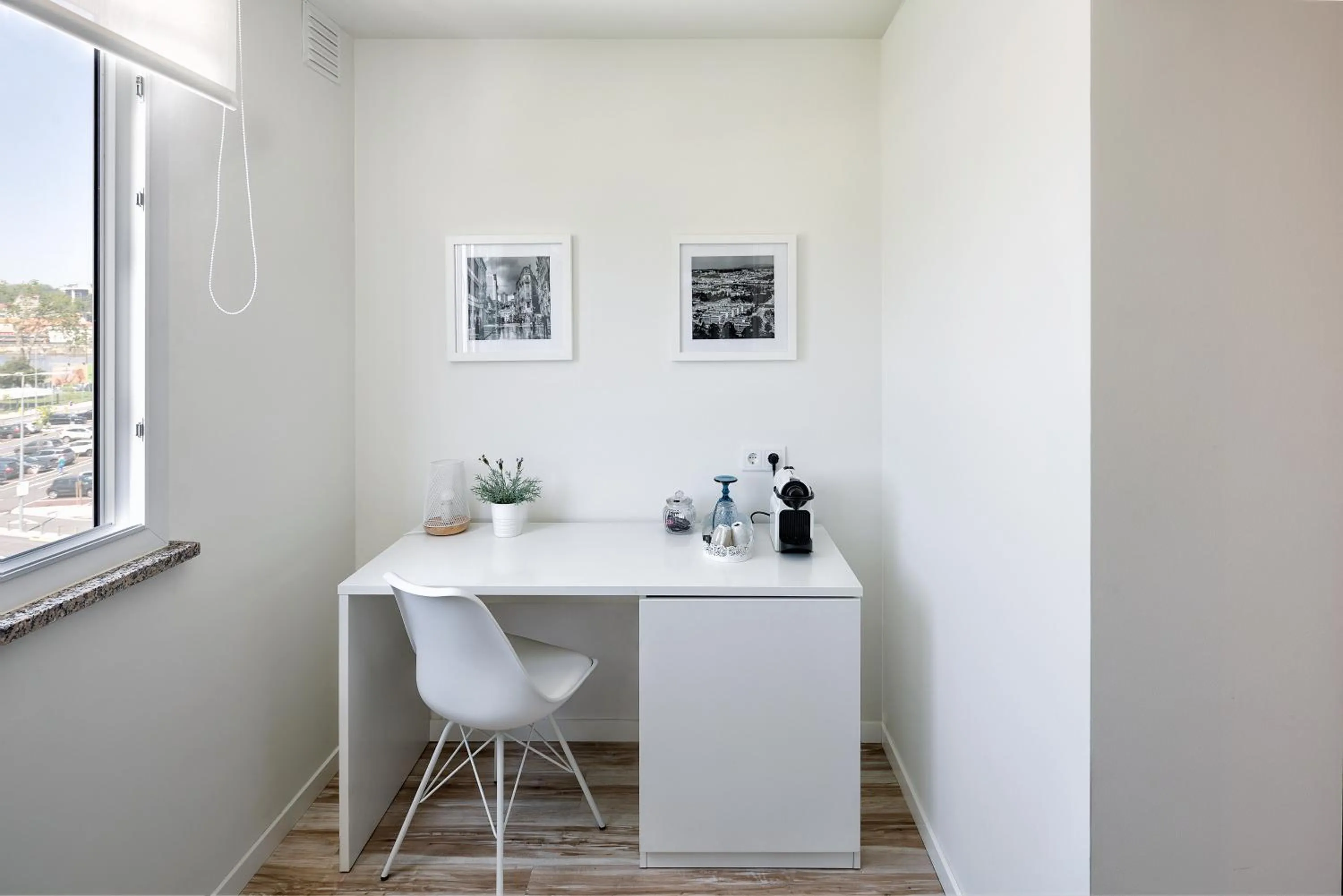 Seating area in JR Studios & Suites I Rius I