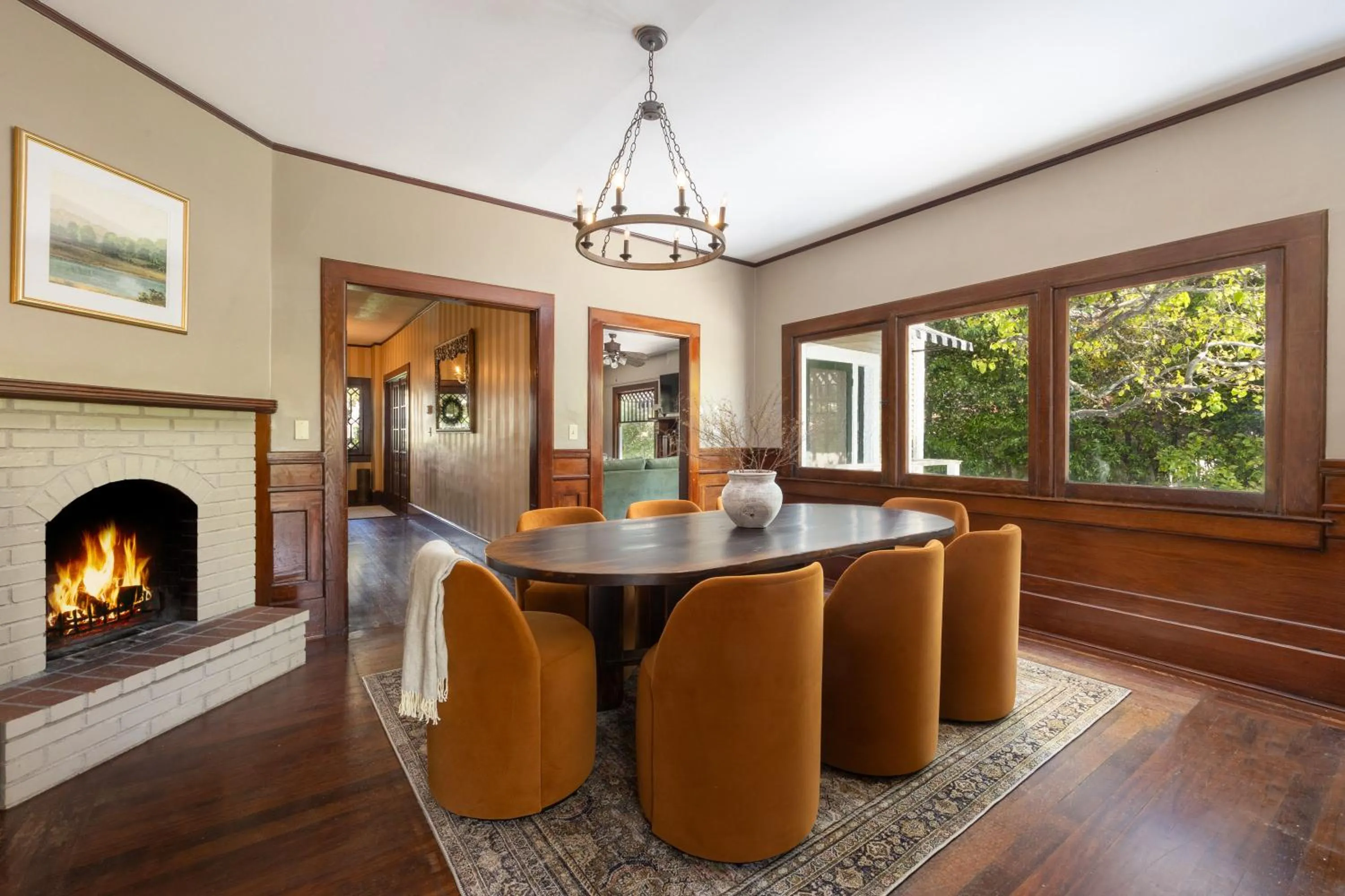 Dining area in De La Vina Inn