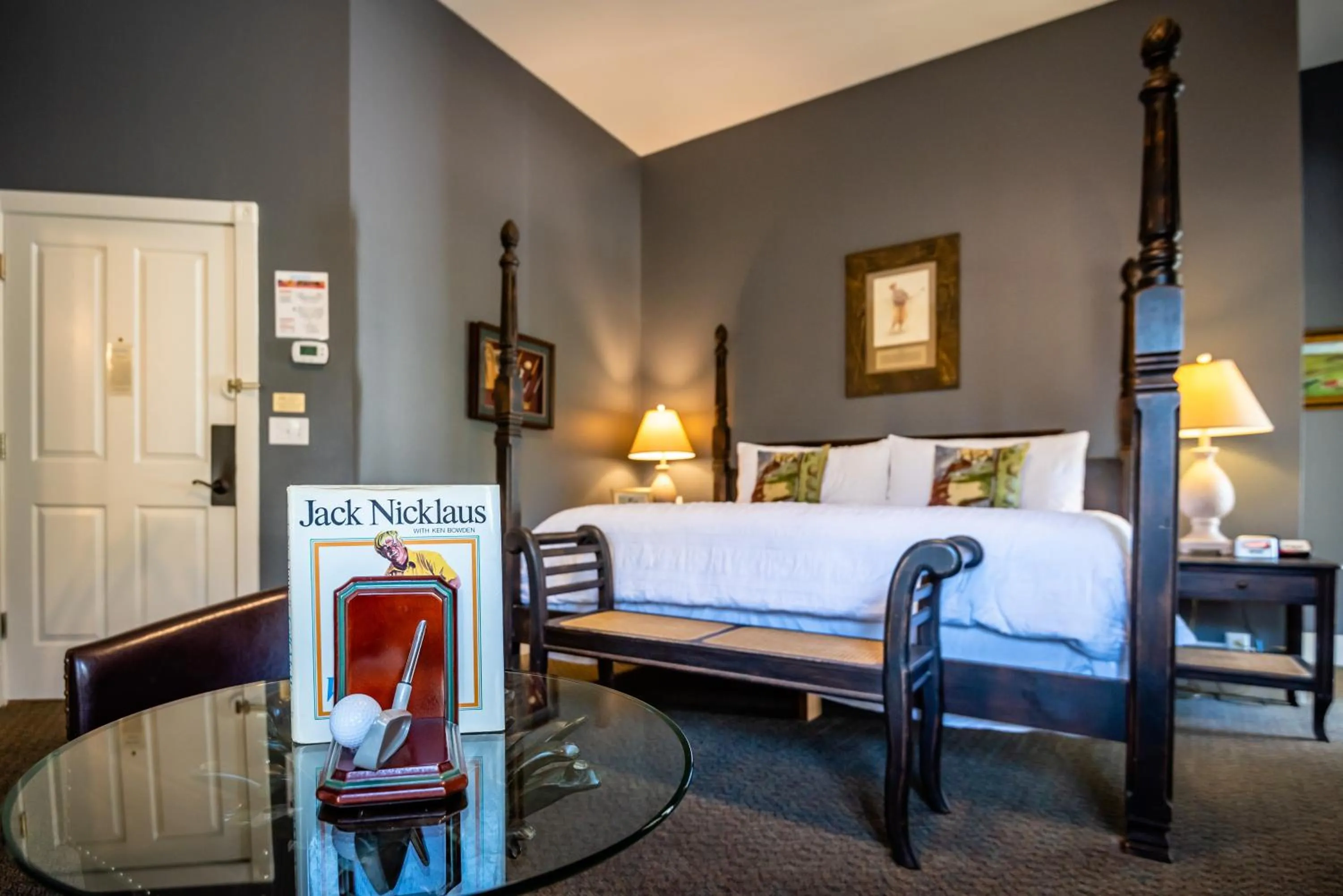 Bed in Gruene River Hotel & Retreat