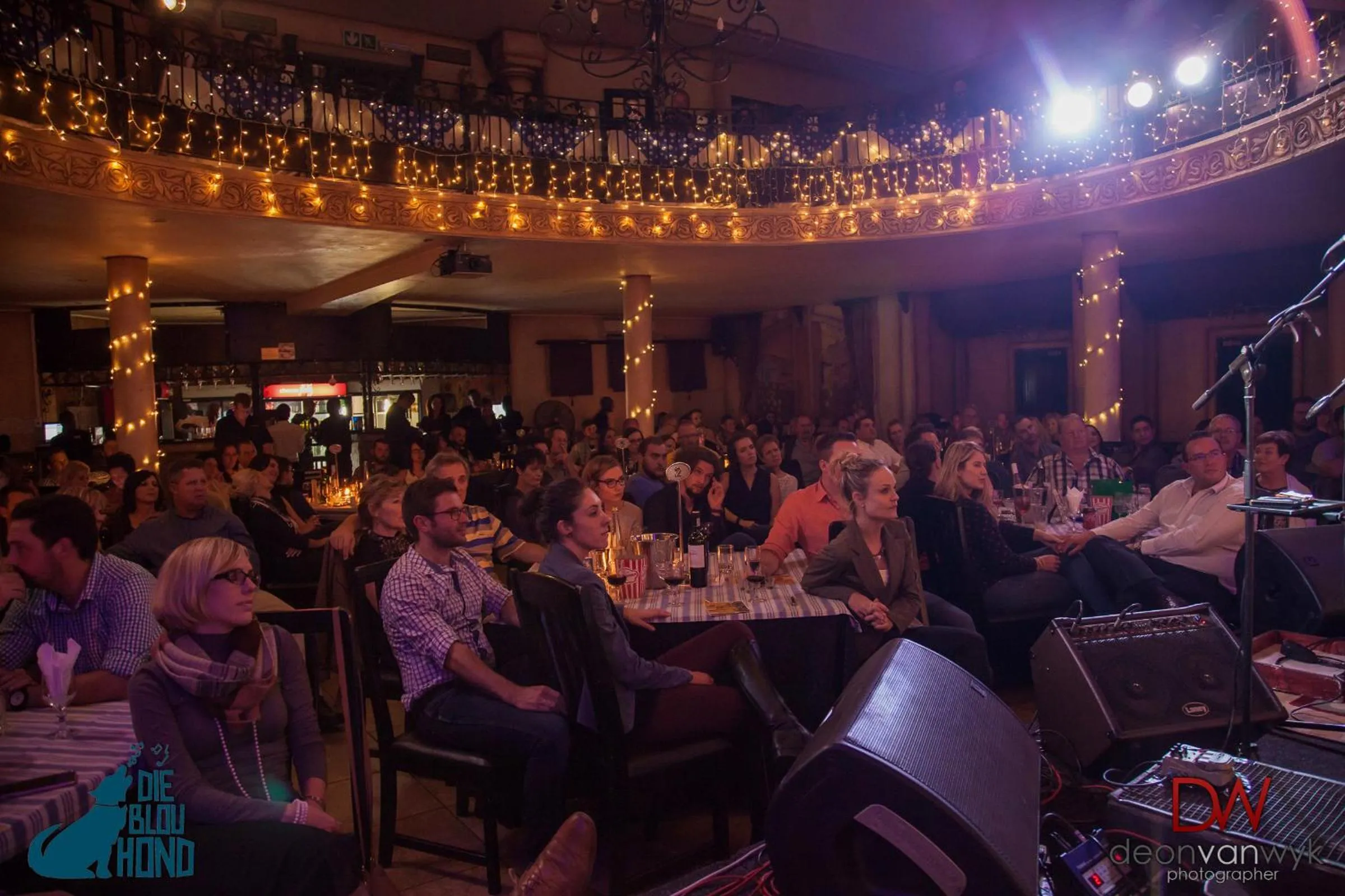 Evening entertainment in Casa Toscana Lodge