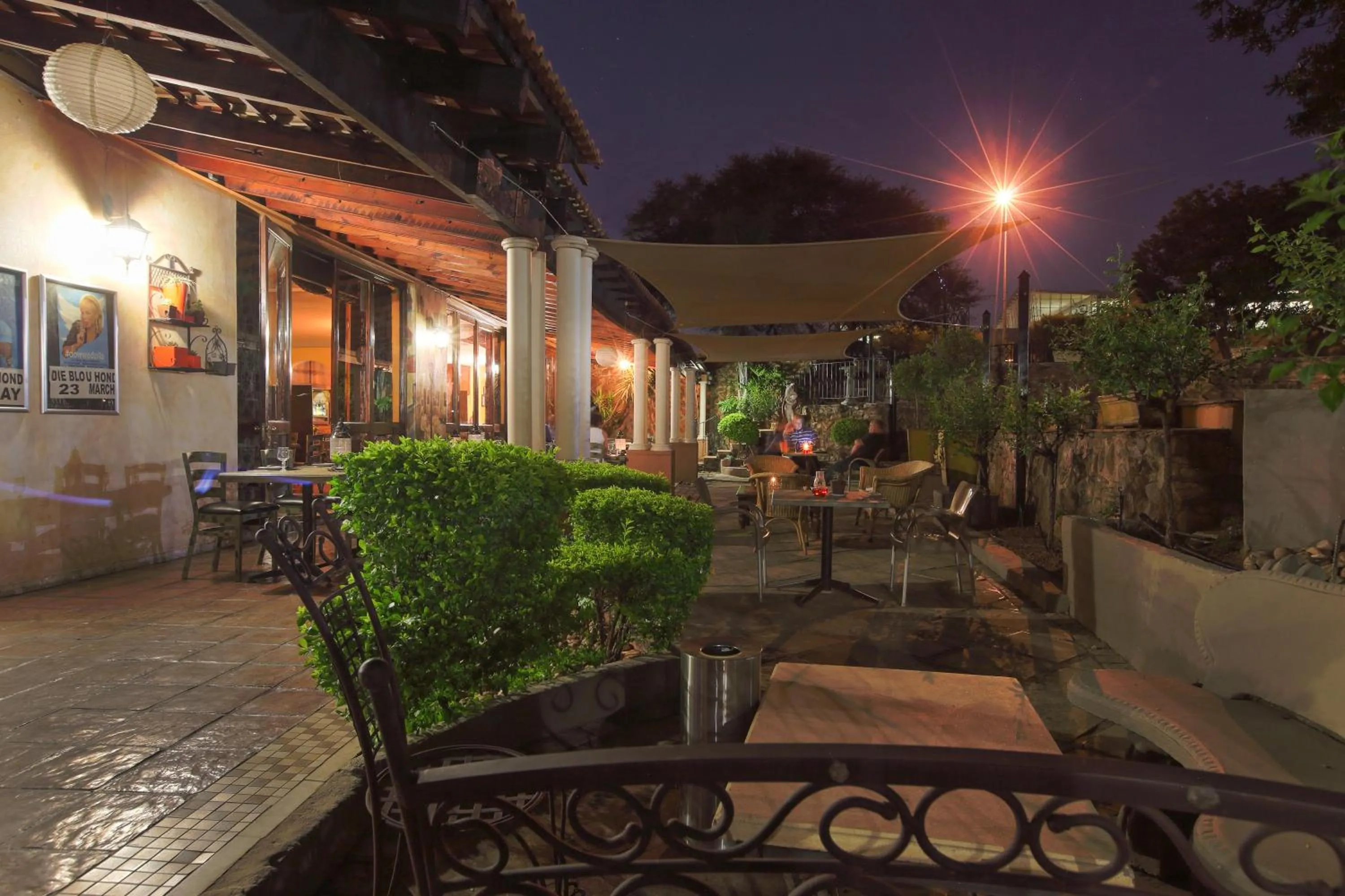 Restaurant/places to eat in Casa Toscana Lodge