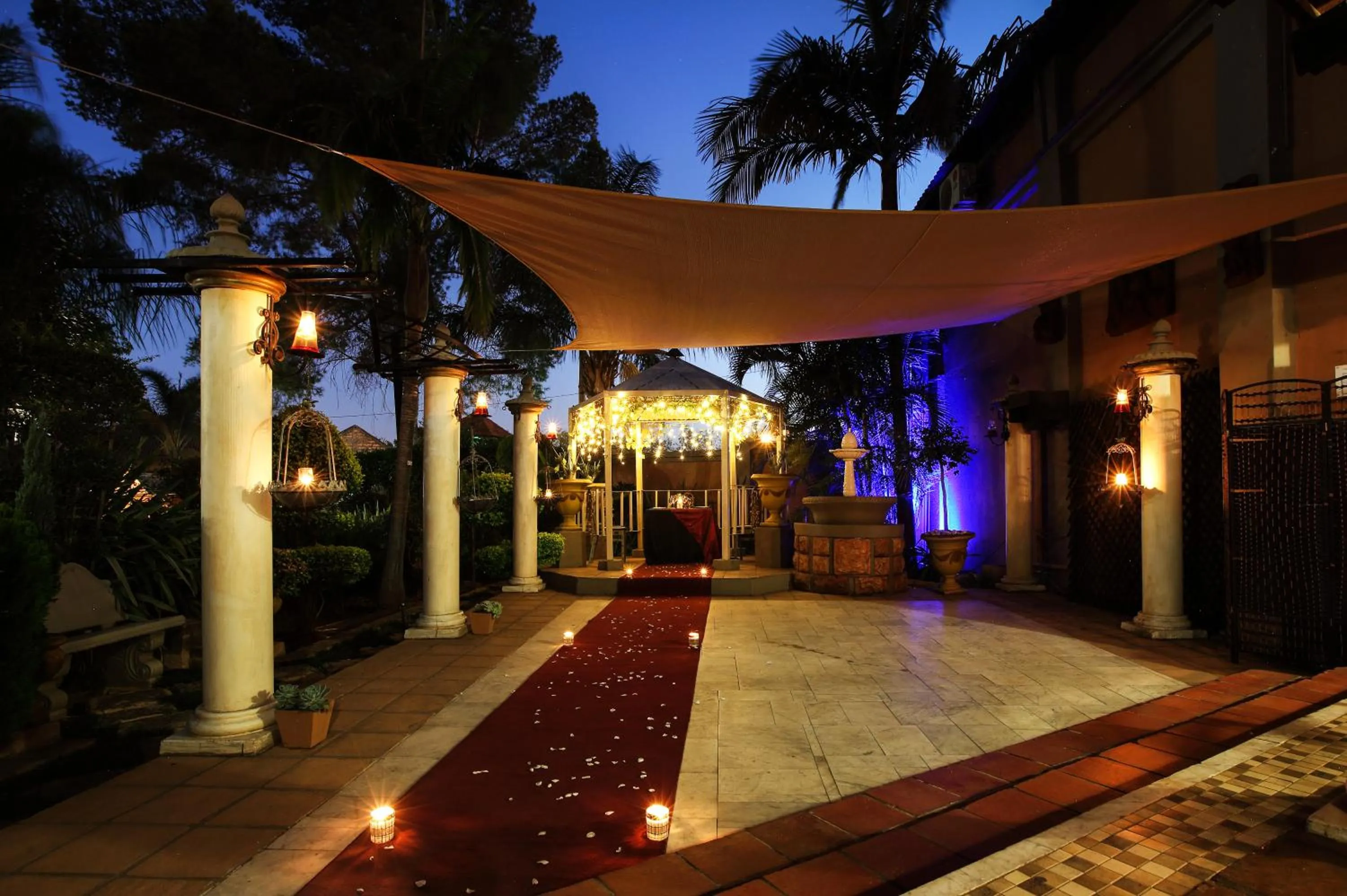 Patio in Casa Toscana Lodge