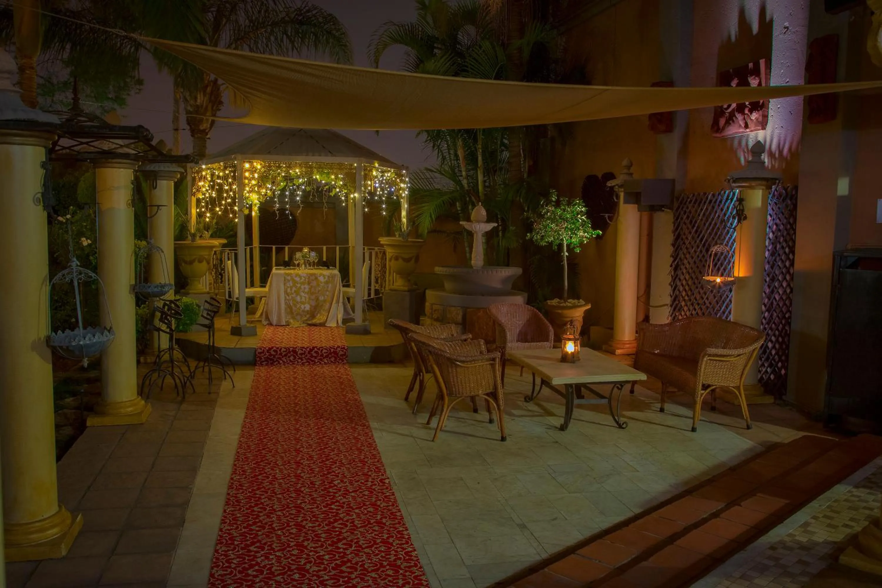 Patio in Casa Toscana Lodge