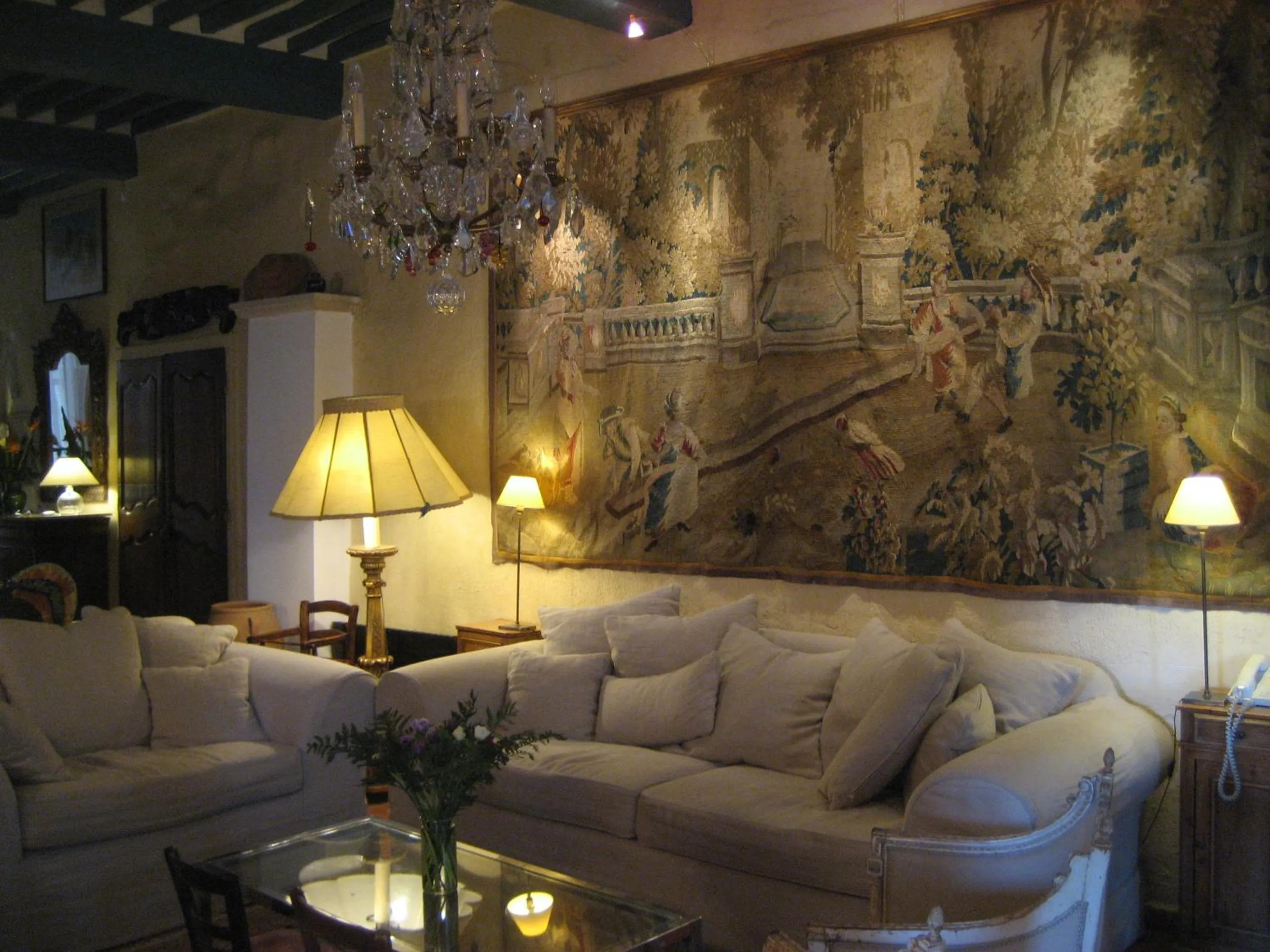 Living room in Maison d'Hôtes de l'Evêché