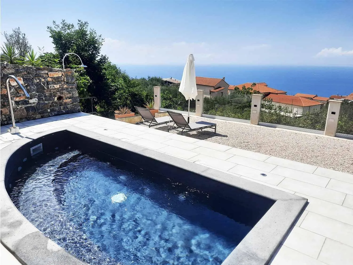 Hot Tub in Villa Santa Sofia