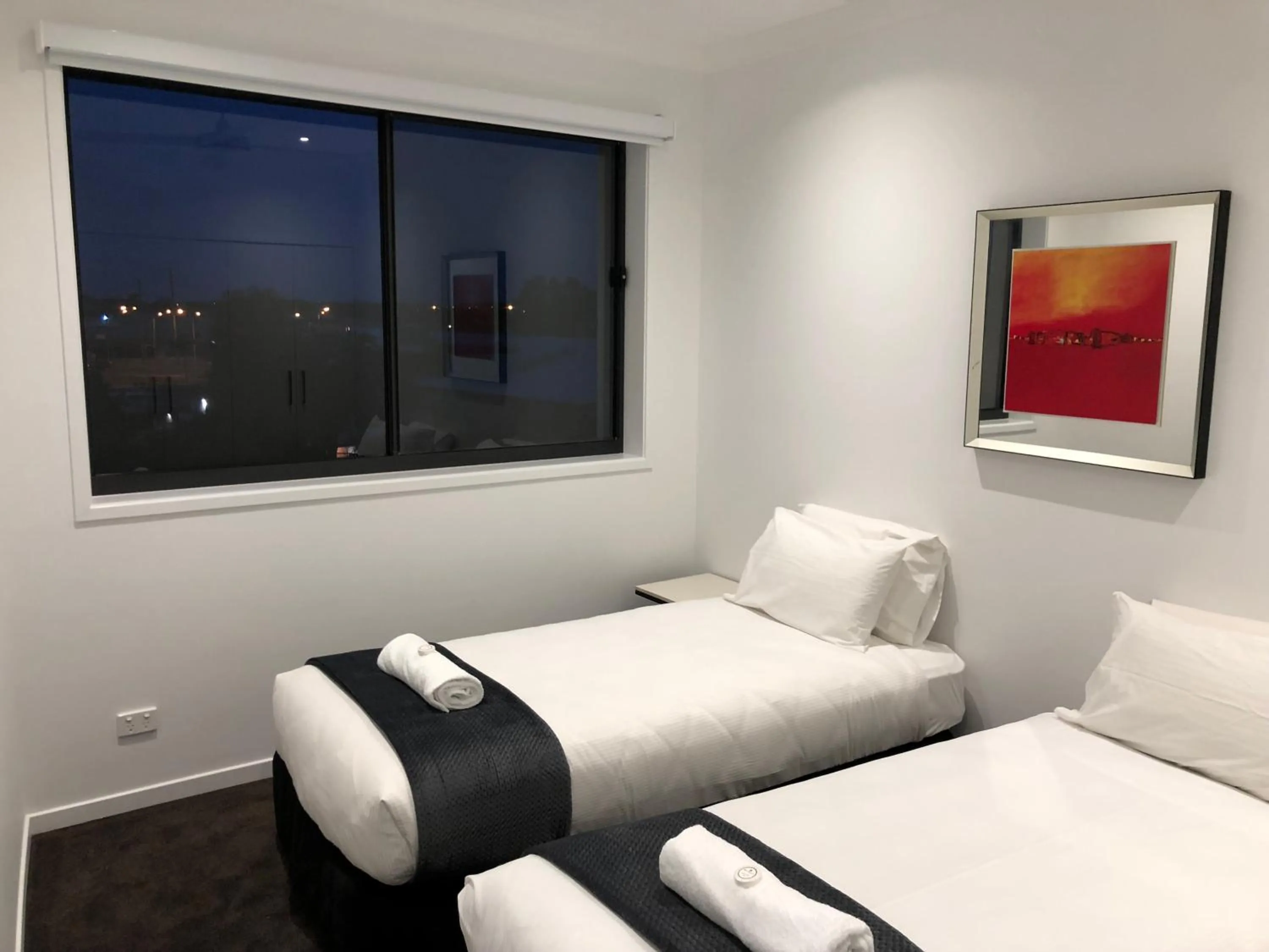 Bedroom, Bed in Quattro On Young