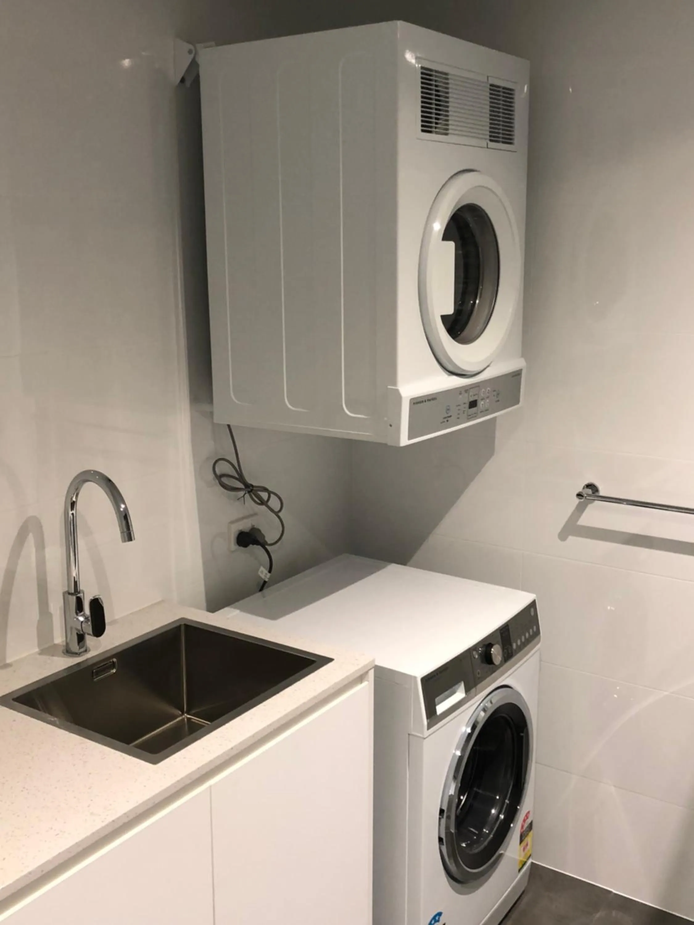 washing machine in Quattro On Young