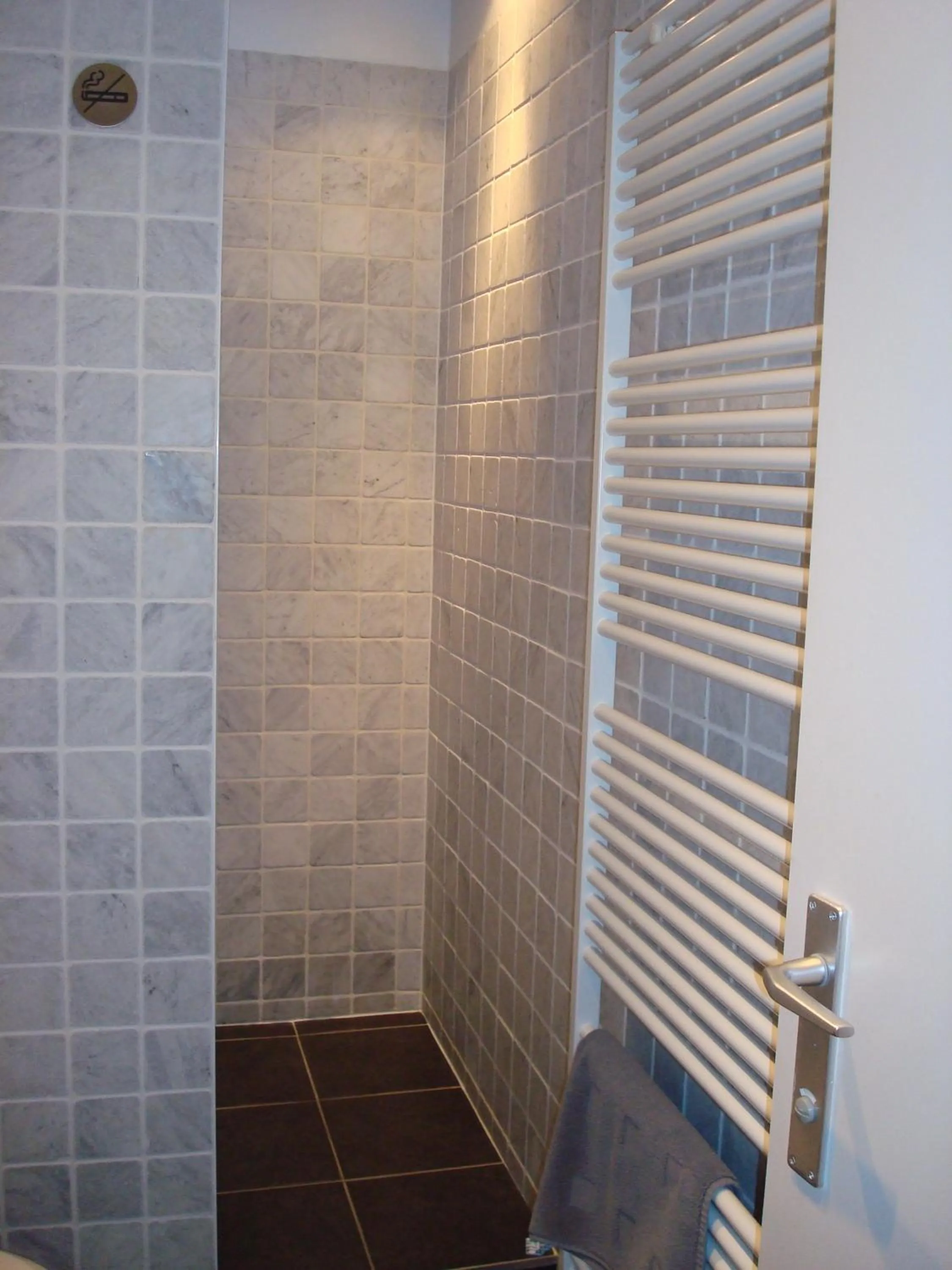 Bathroom in Brigitte & Alain