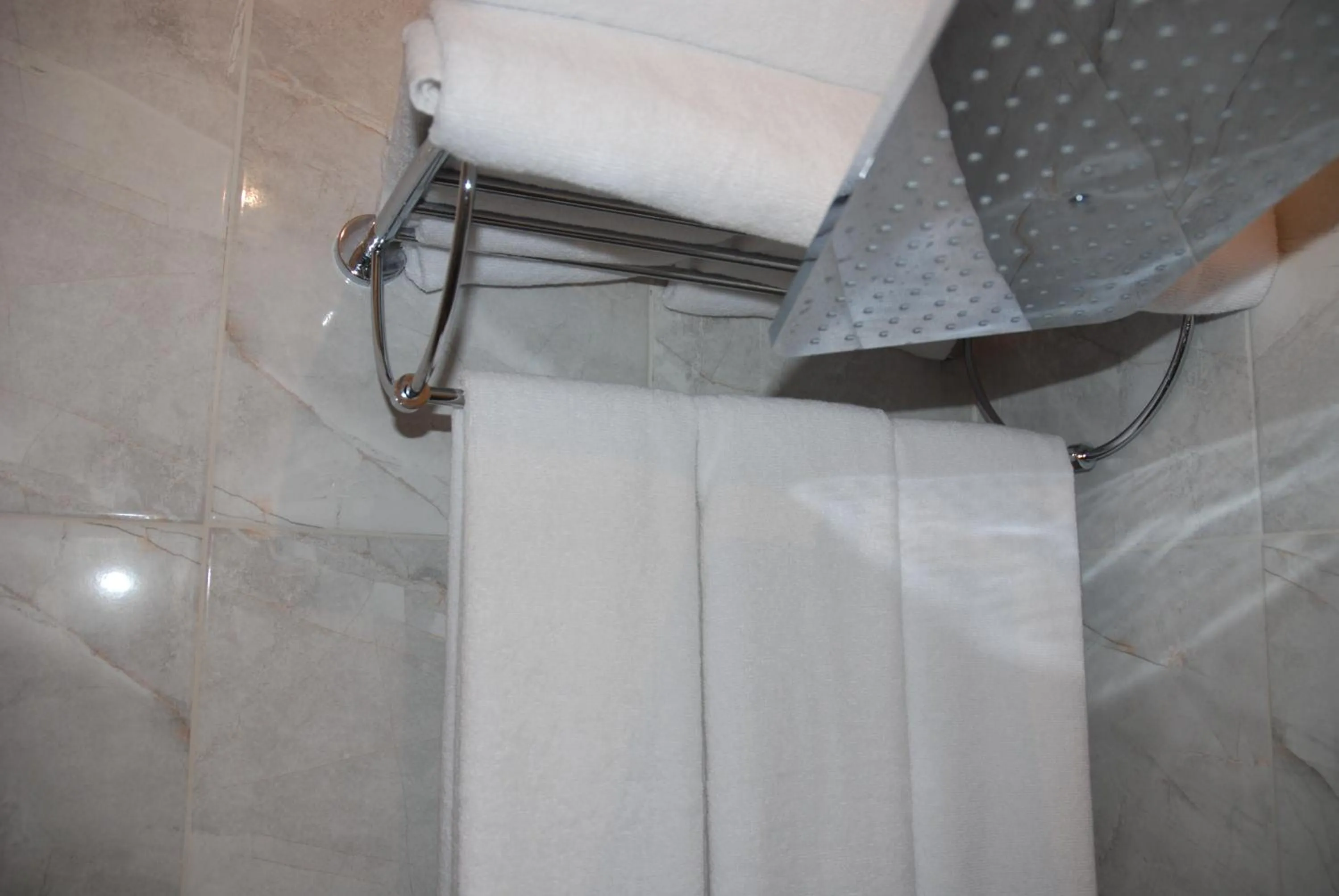 Shower in La Mer Boutique Hotel