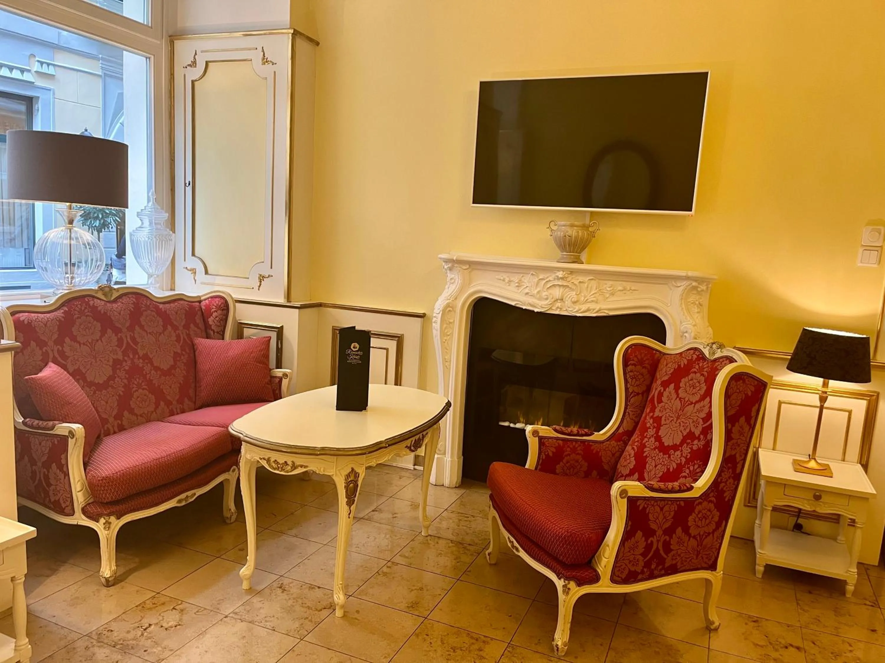 Lobby or reception in Schlosshotel Römischer Kaiser