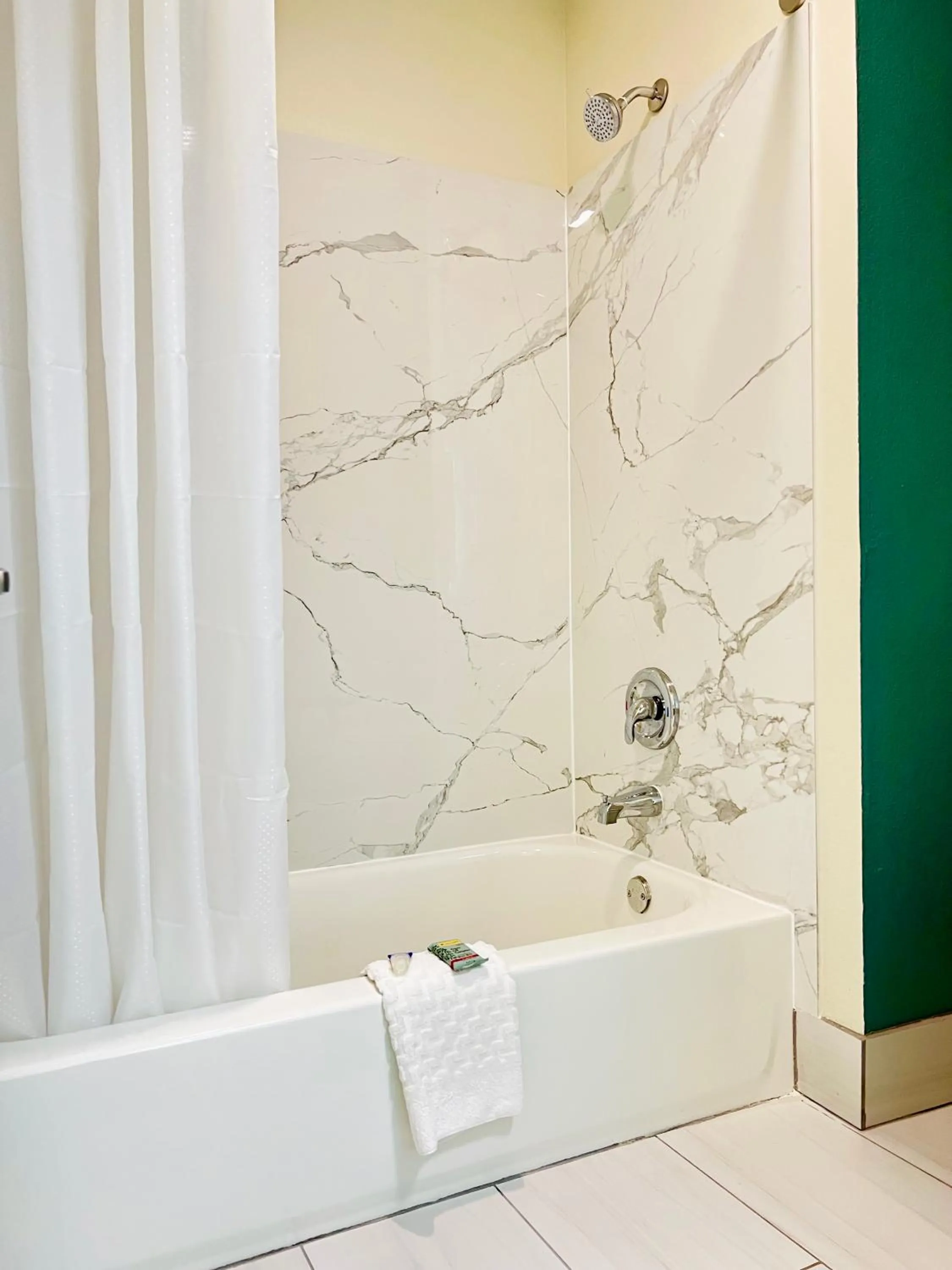 Bathroom in Sleep Inn & Suites Wisconsin Dells - Lake Delton