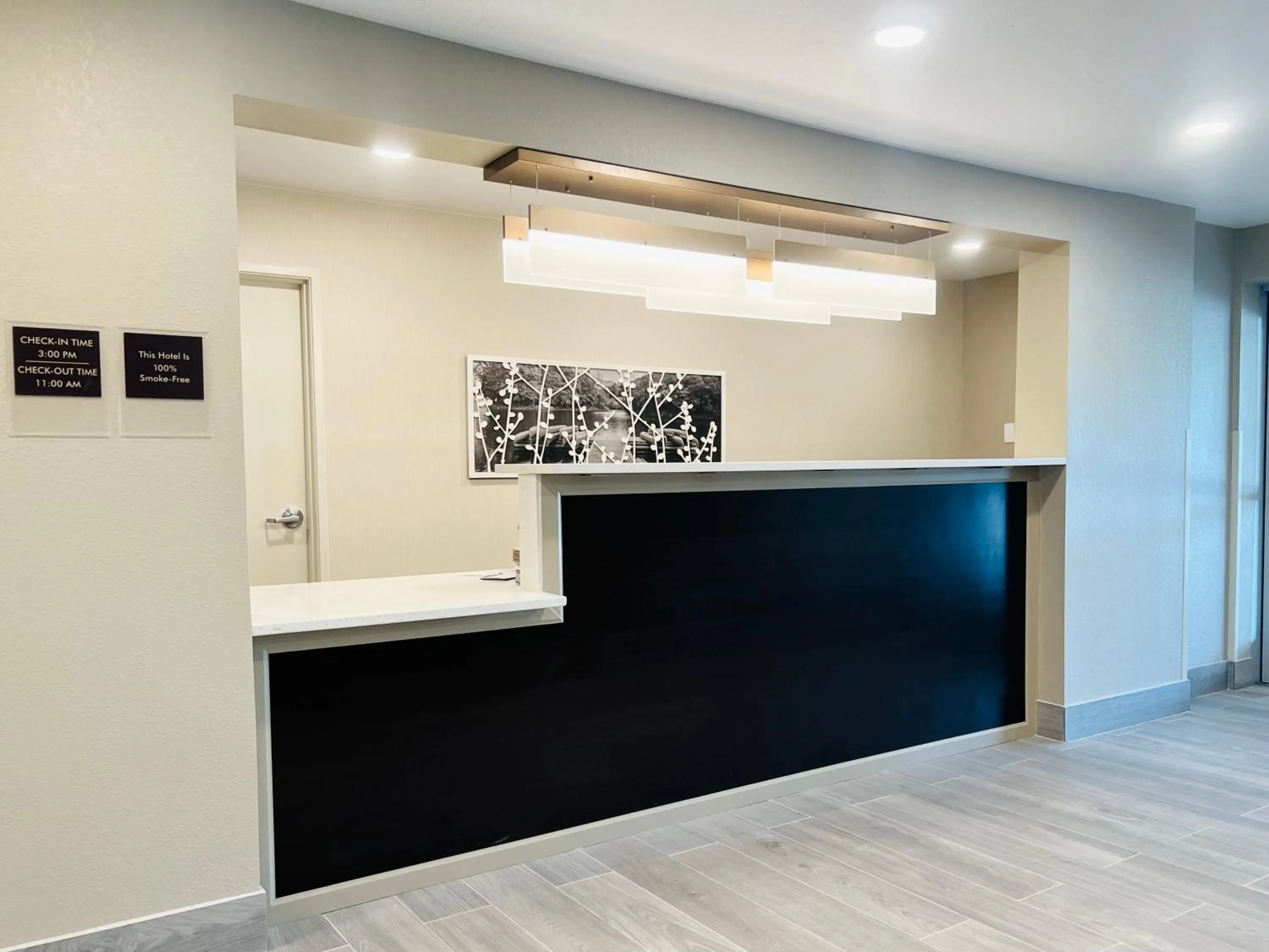 Lobby or reception in Sleep Inn & Suites Wisconsin Dells - Lake Delton