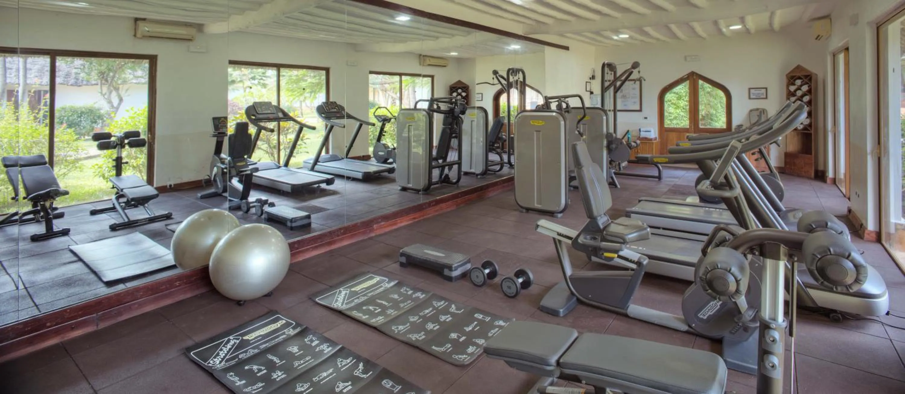 Bluebay Beach Resort & Spa