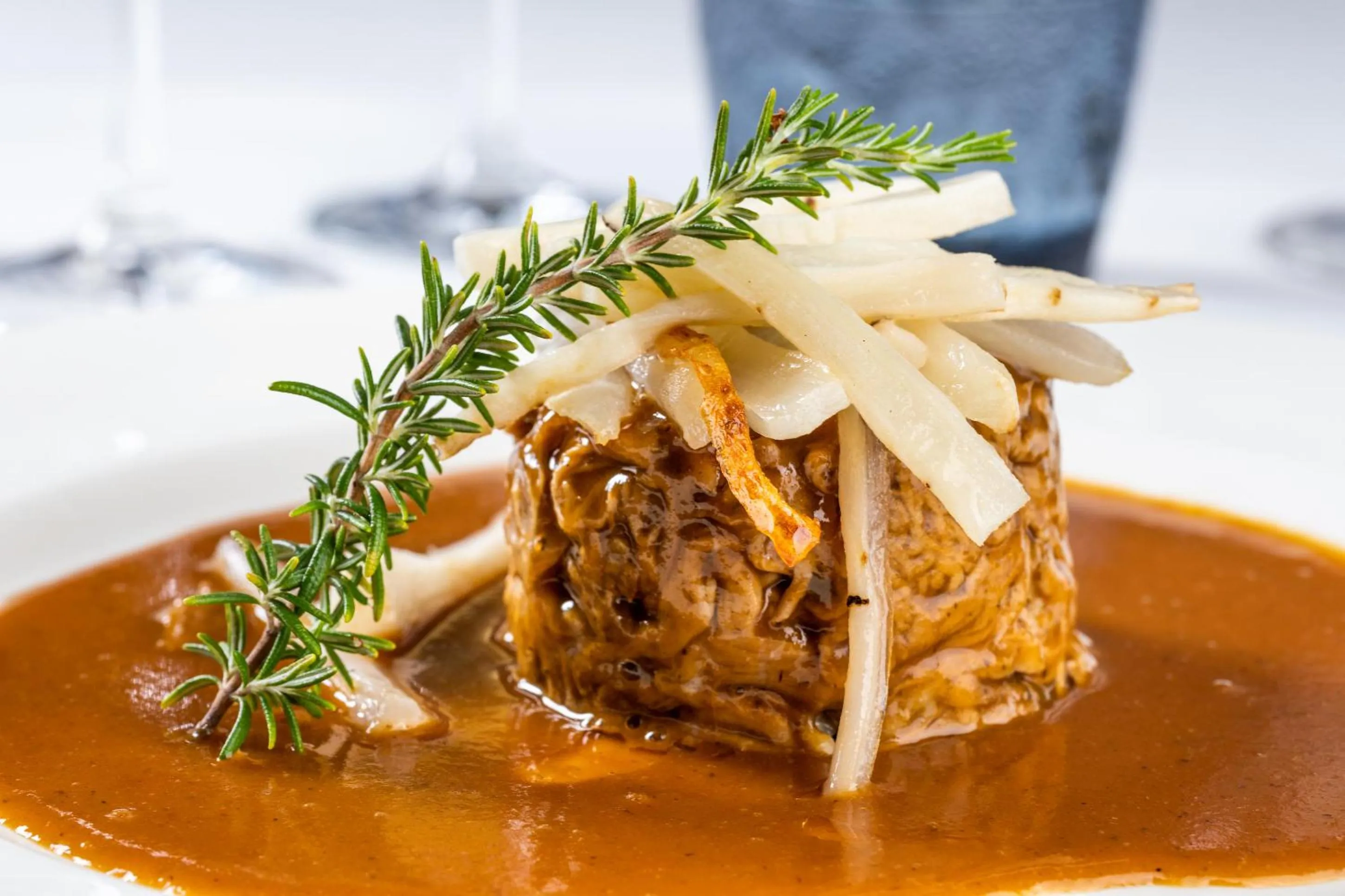 Food and drinks in Hotel Llenaire