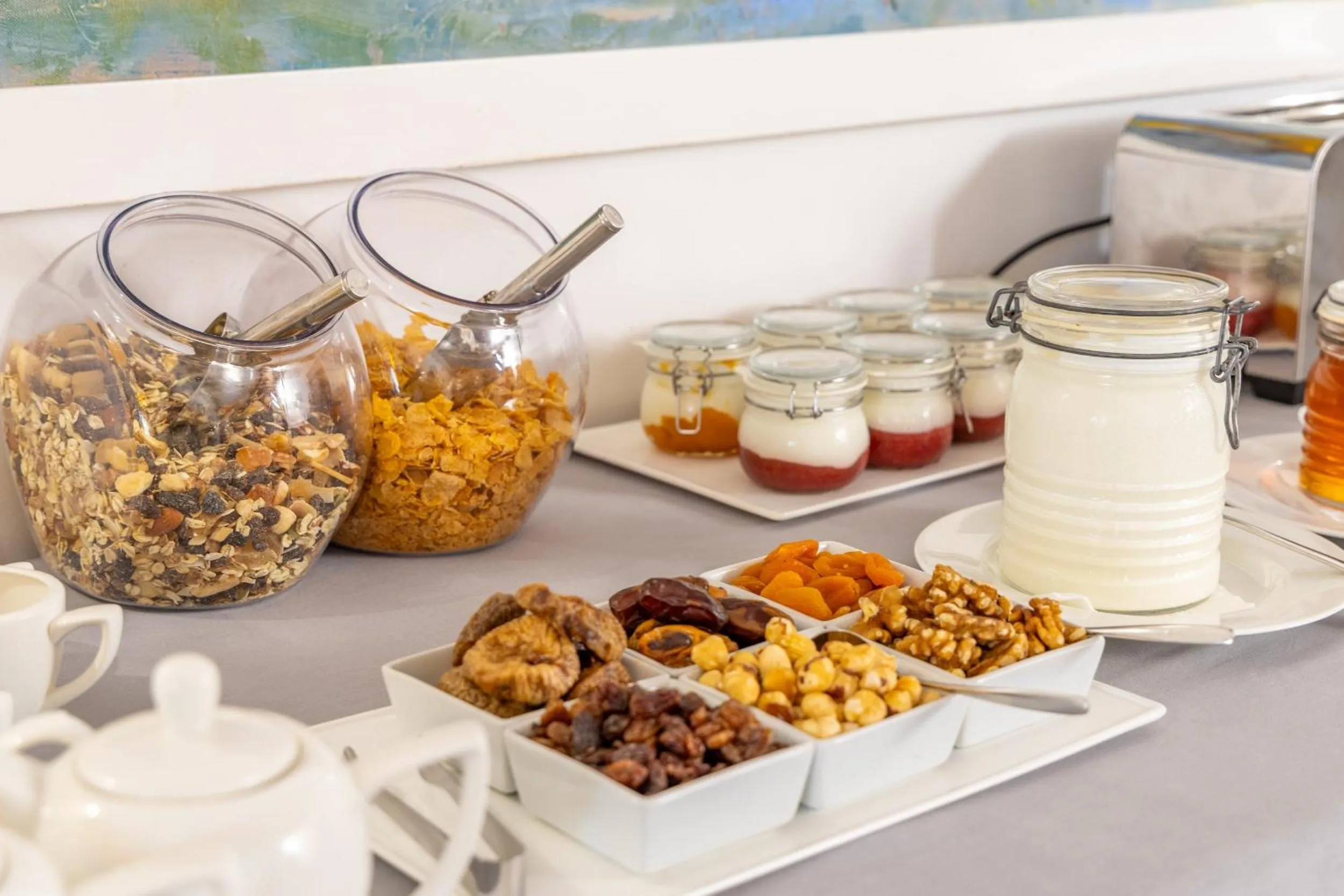 Buffet breakfast in Hotel Llenaire