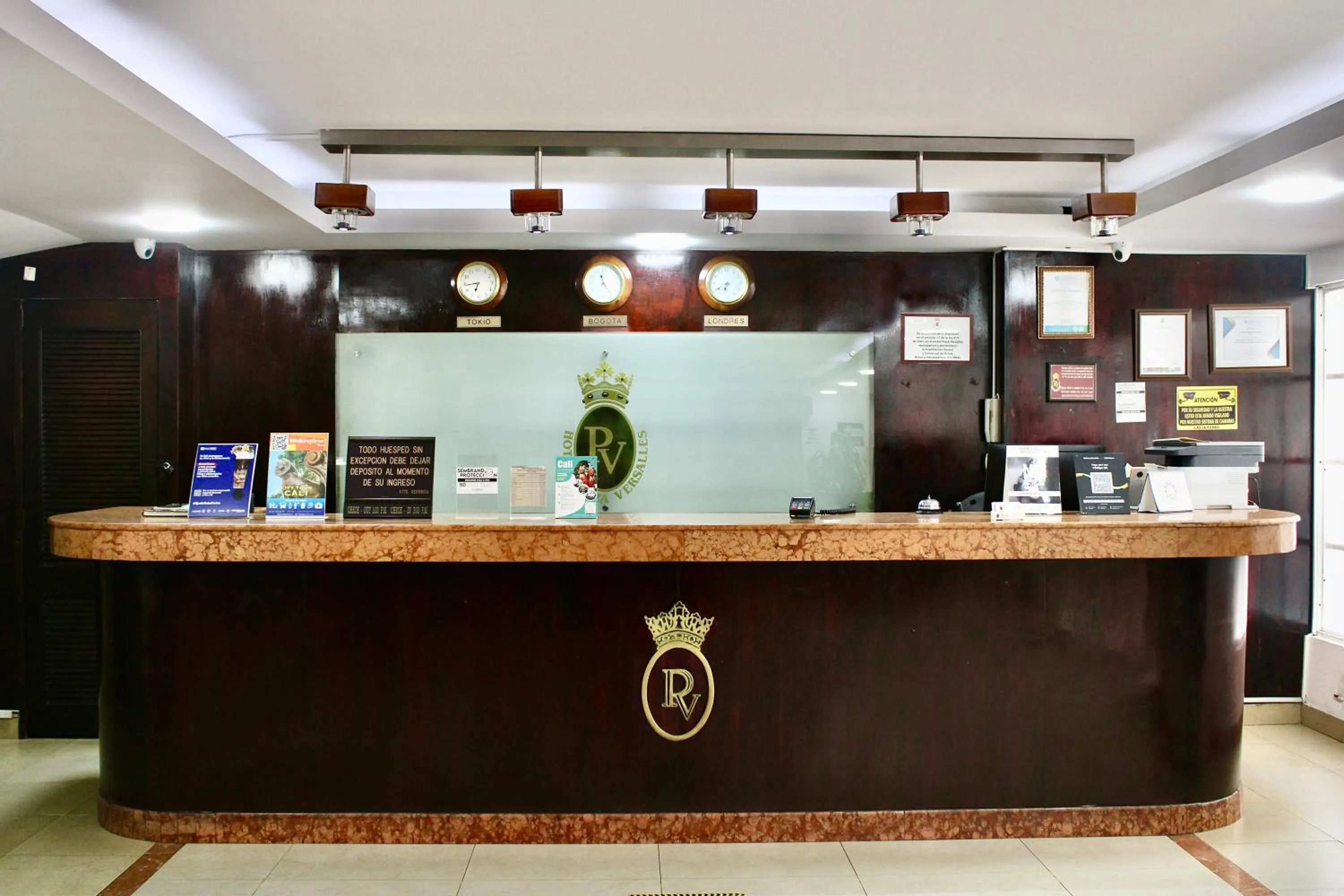 Lobby or reception in Hotel Plaza Versalles