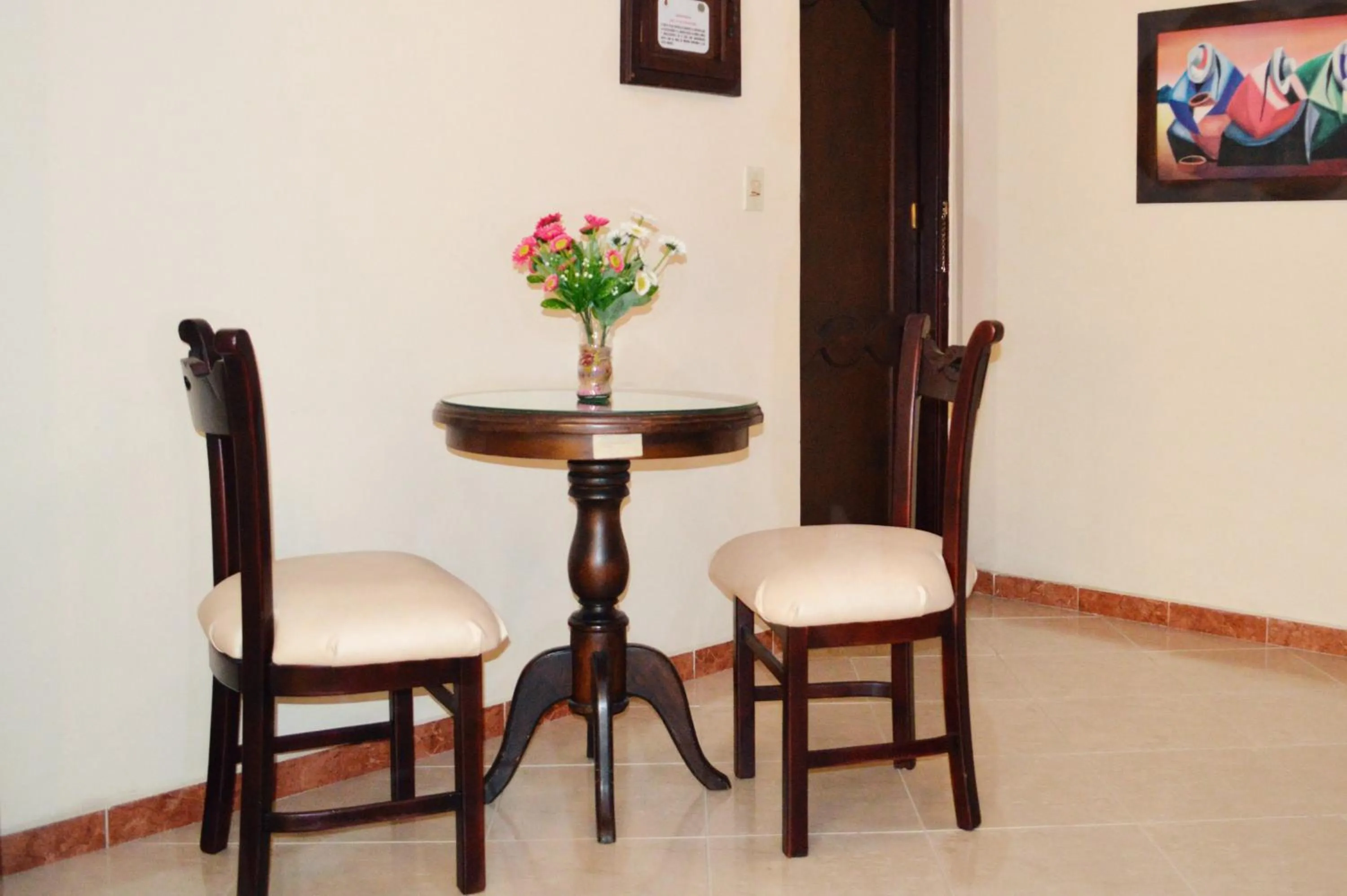 Living room in Hotel Plaza Versalles