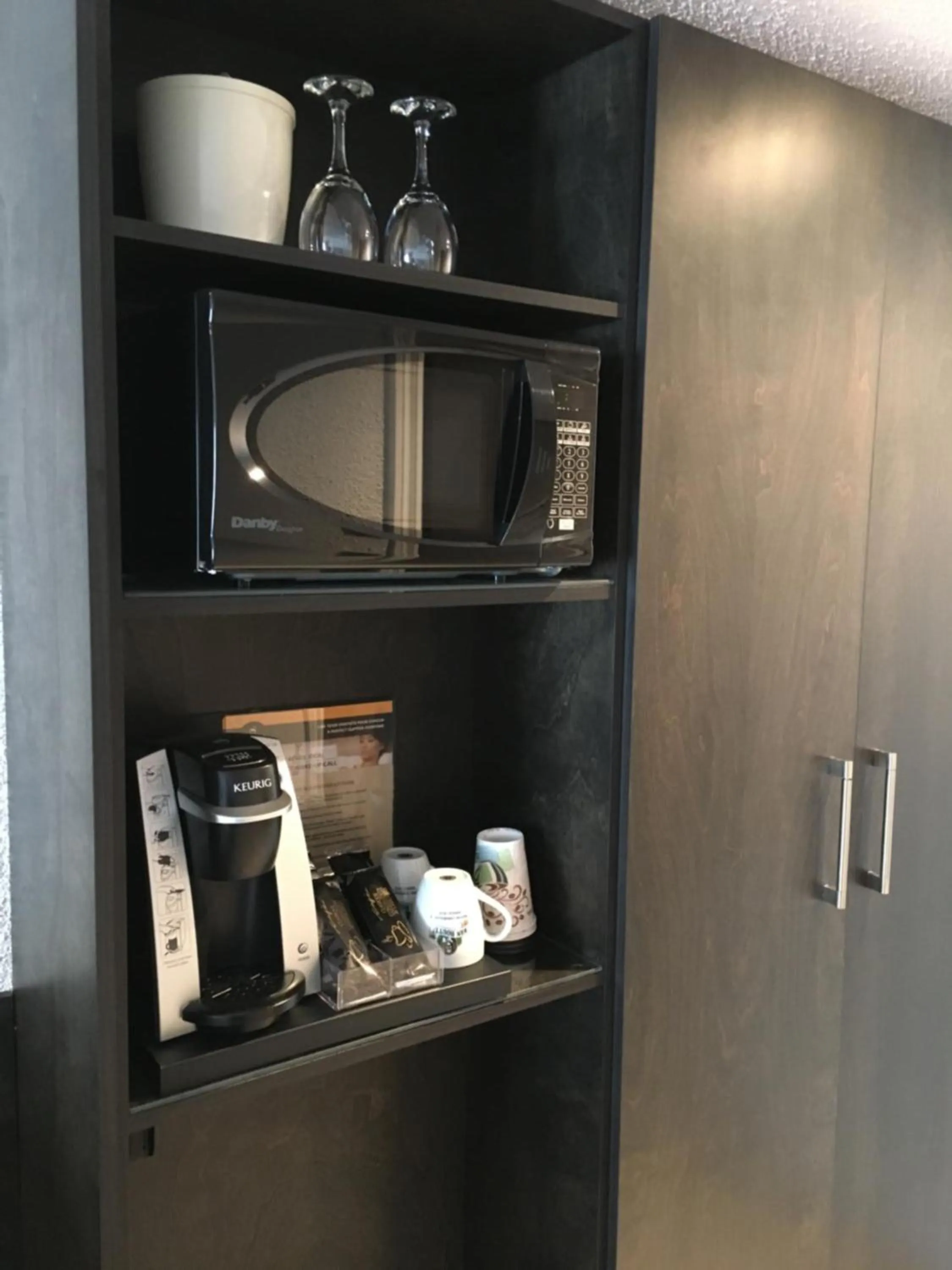 Business Class Room with Two Queen Beds in Hotel des Eskers