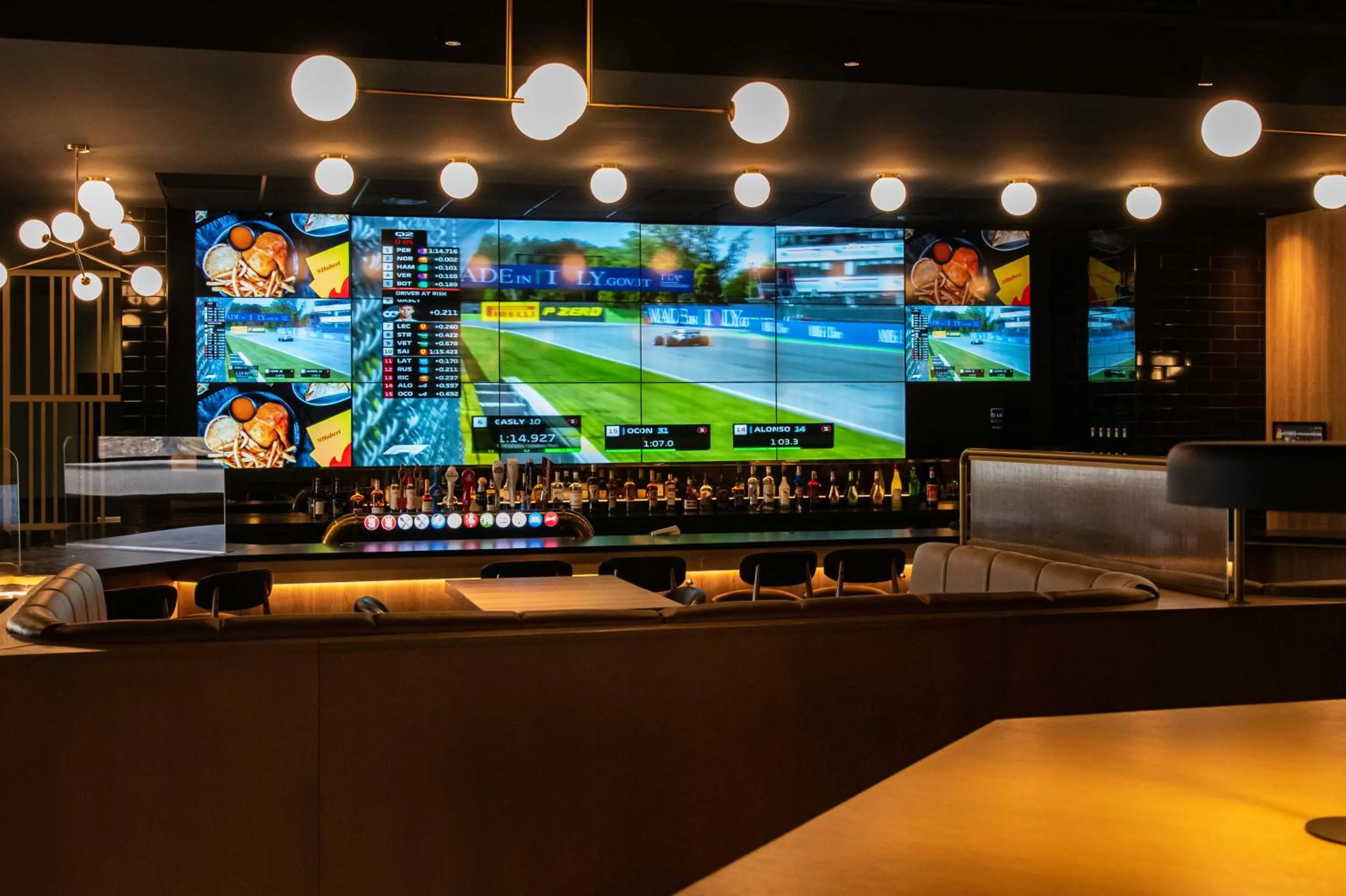 Restaurant/places to eat in Hotel des Eskers