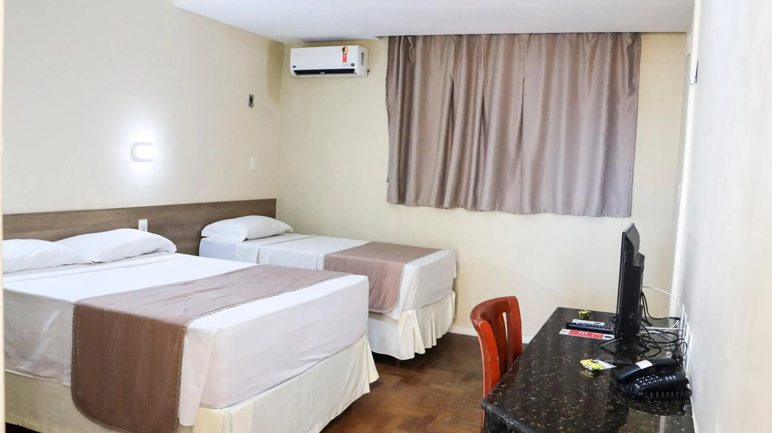 Standard Double Room in Hotel do Grande Rio Standard Double Room in Hotel do Grande Rio