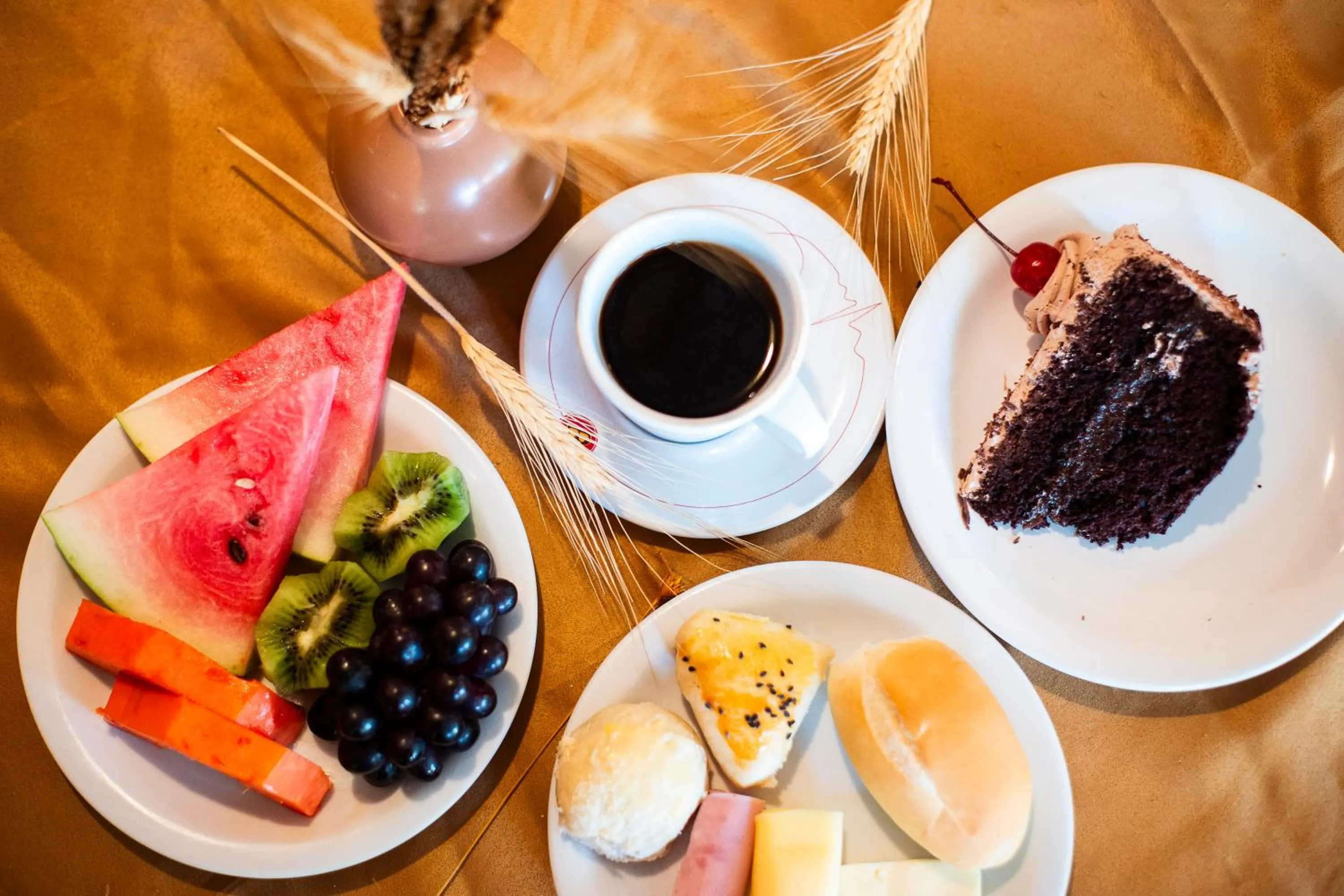 Restaurant/places to eat in Hotel do Grande Rio