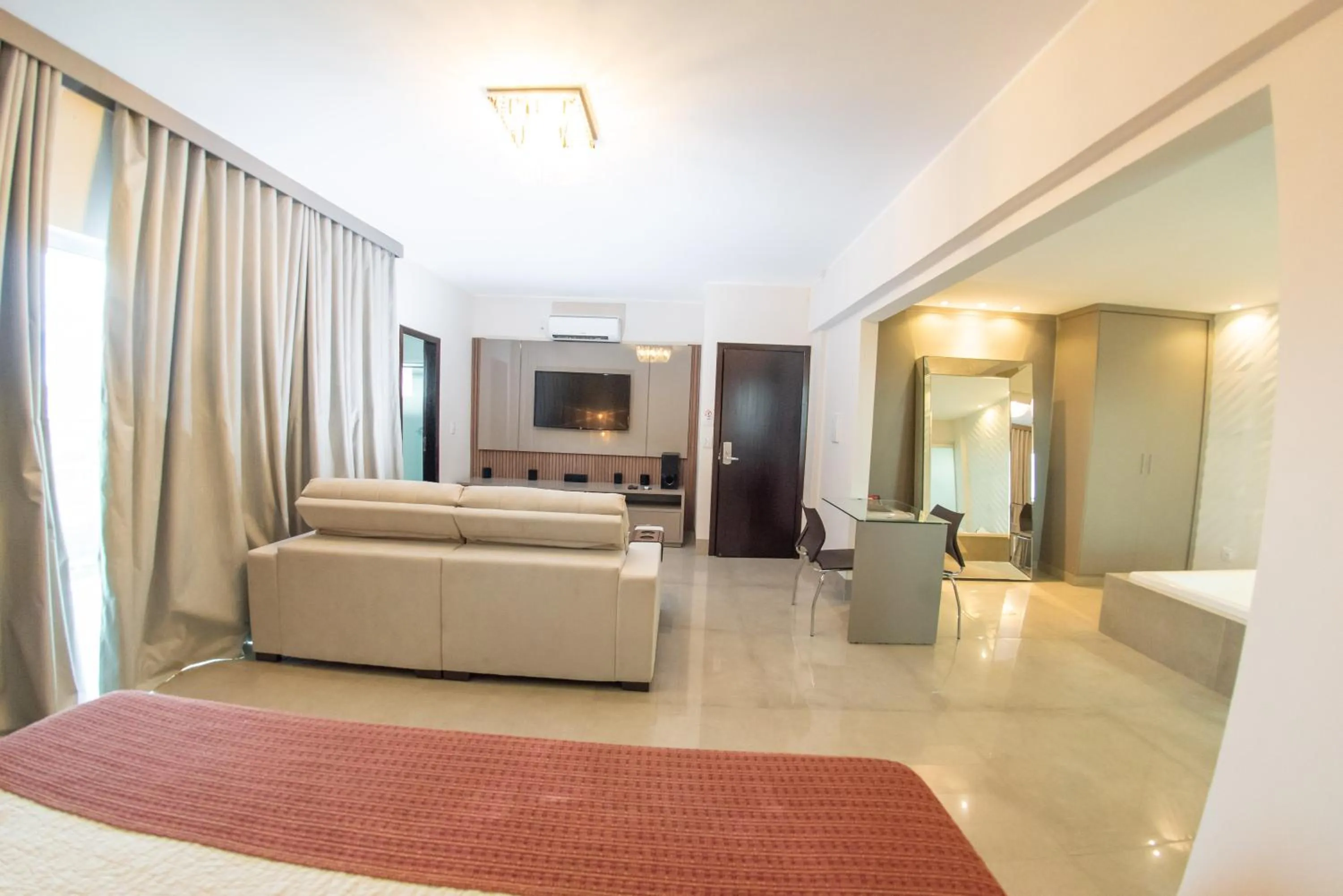 Bedroom, Bed in Hotel Eldorado