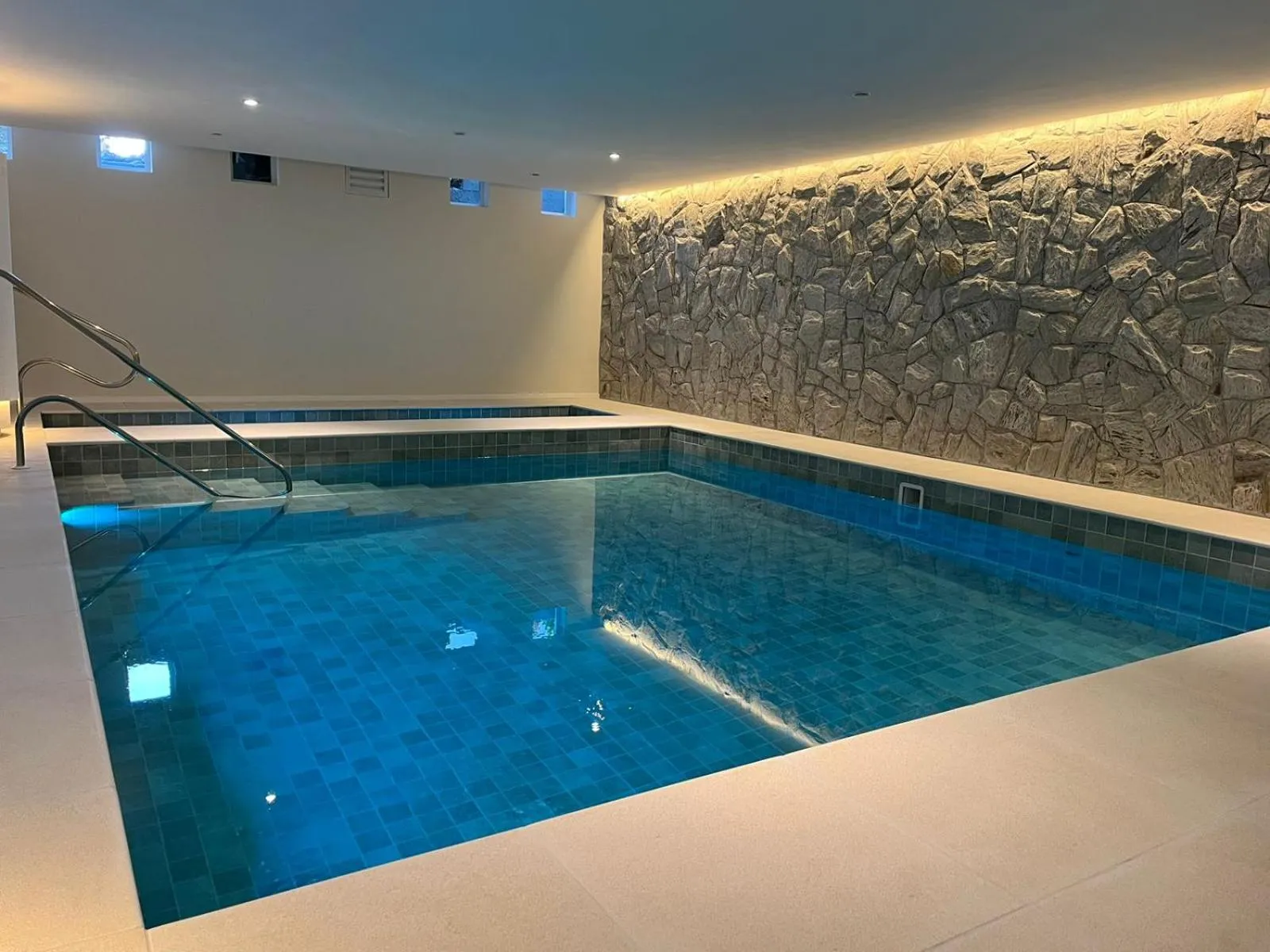 Swimming pool in Camboa Hotel Paranaguá