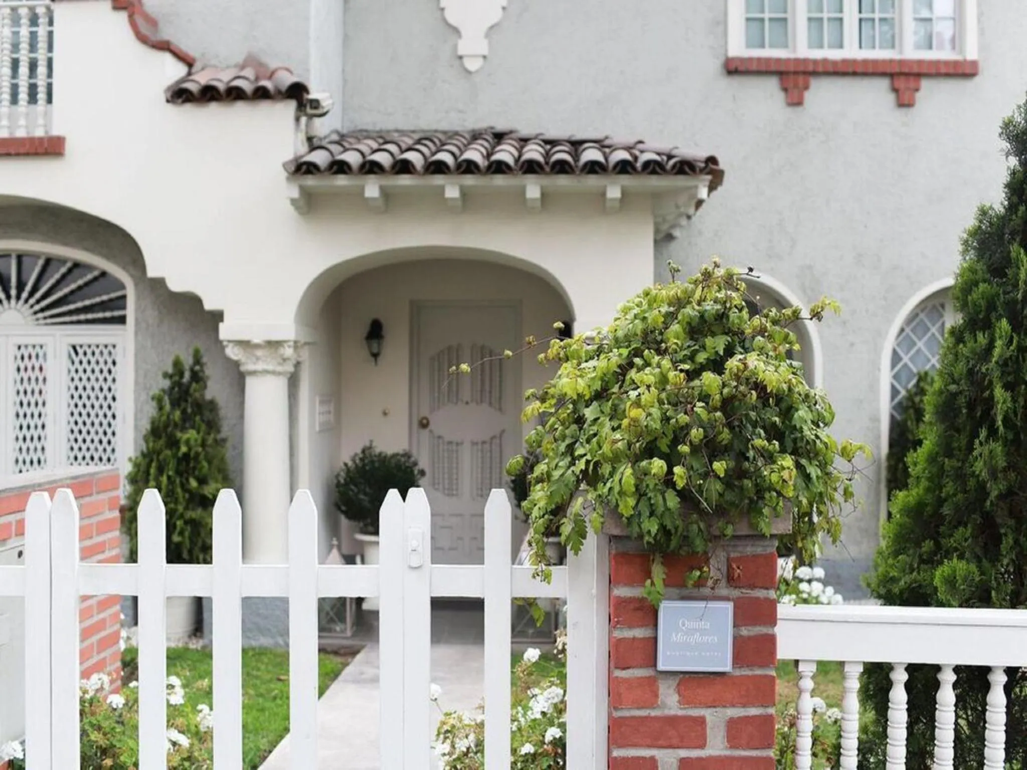 Facade/entrance in Quinta Miraflores Boutique Hotel