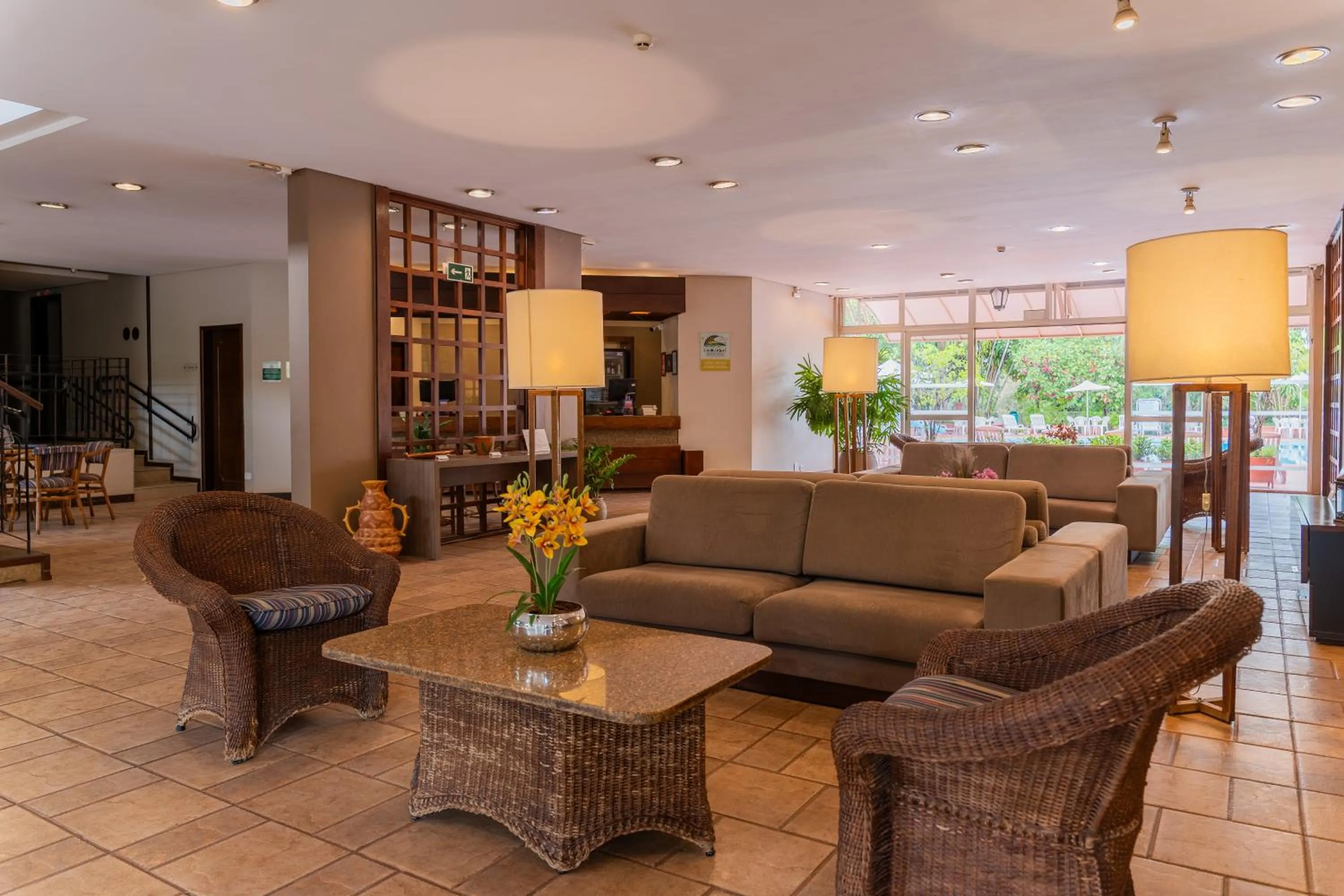 Lobby or reception in Hotel Deville Express Guaira