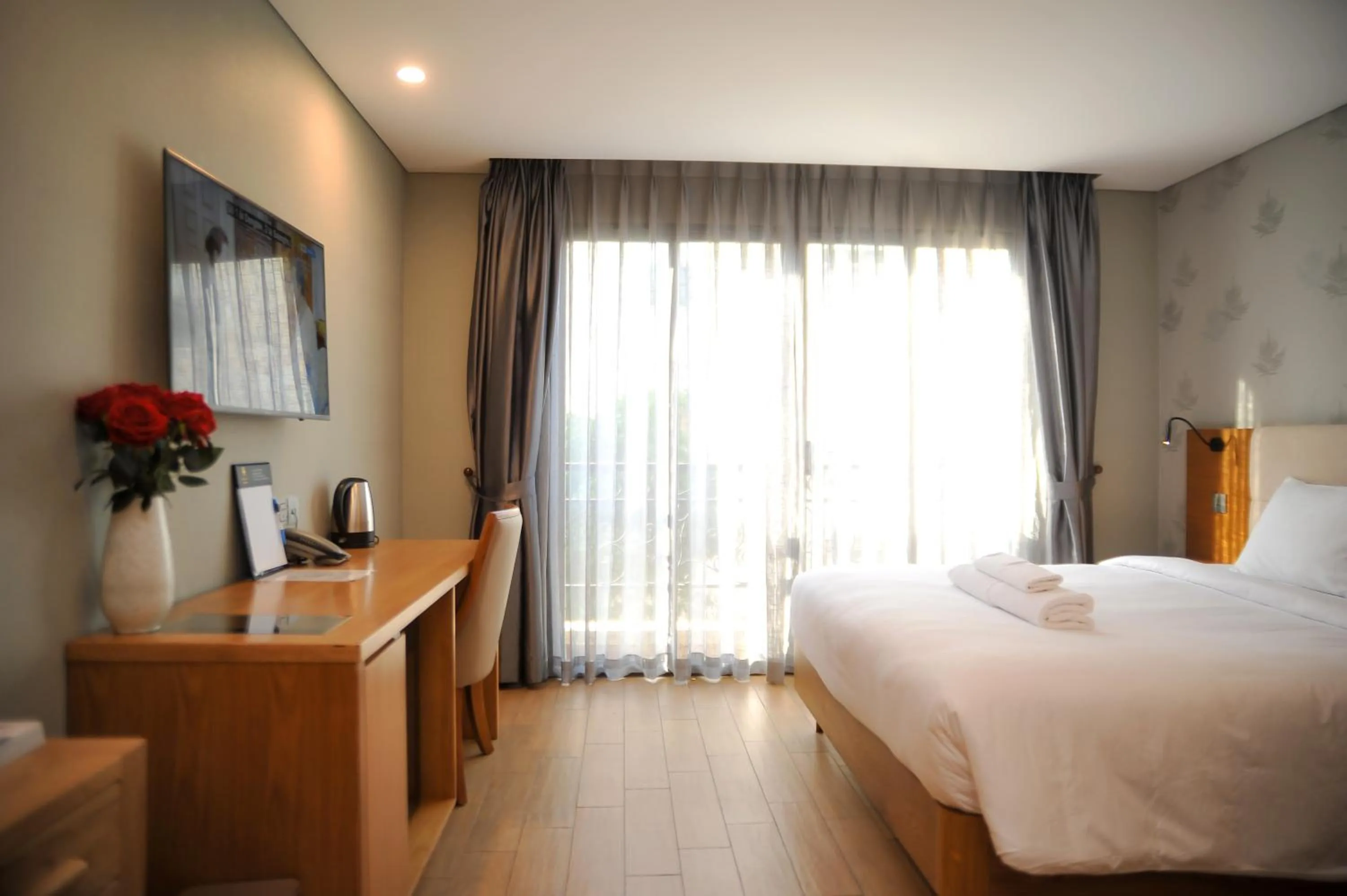 Bed in Imperial Saigon hotel