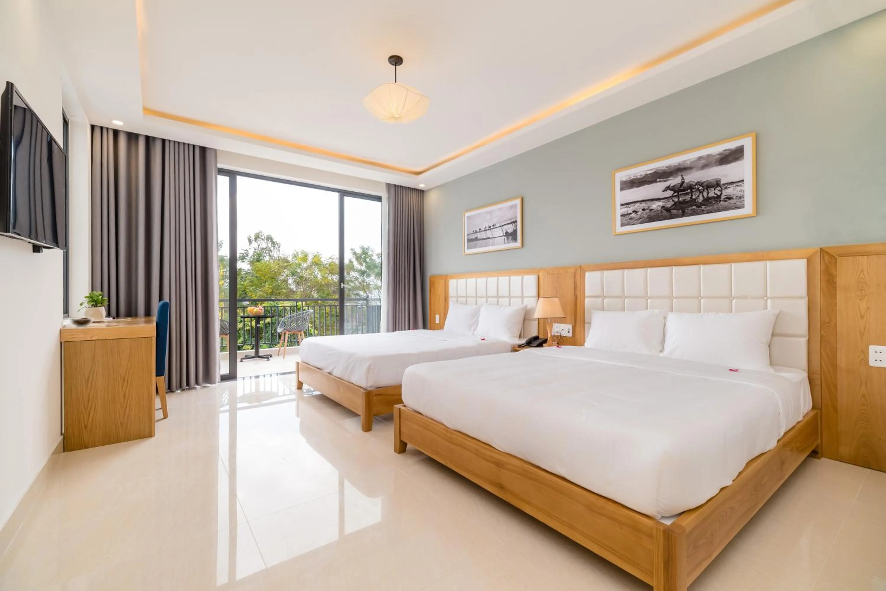 Bed in Babylon Hoi An Central Villa