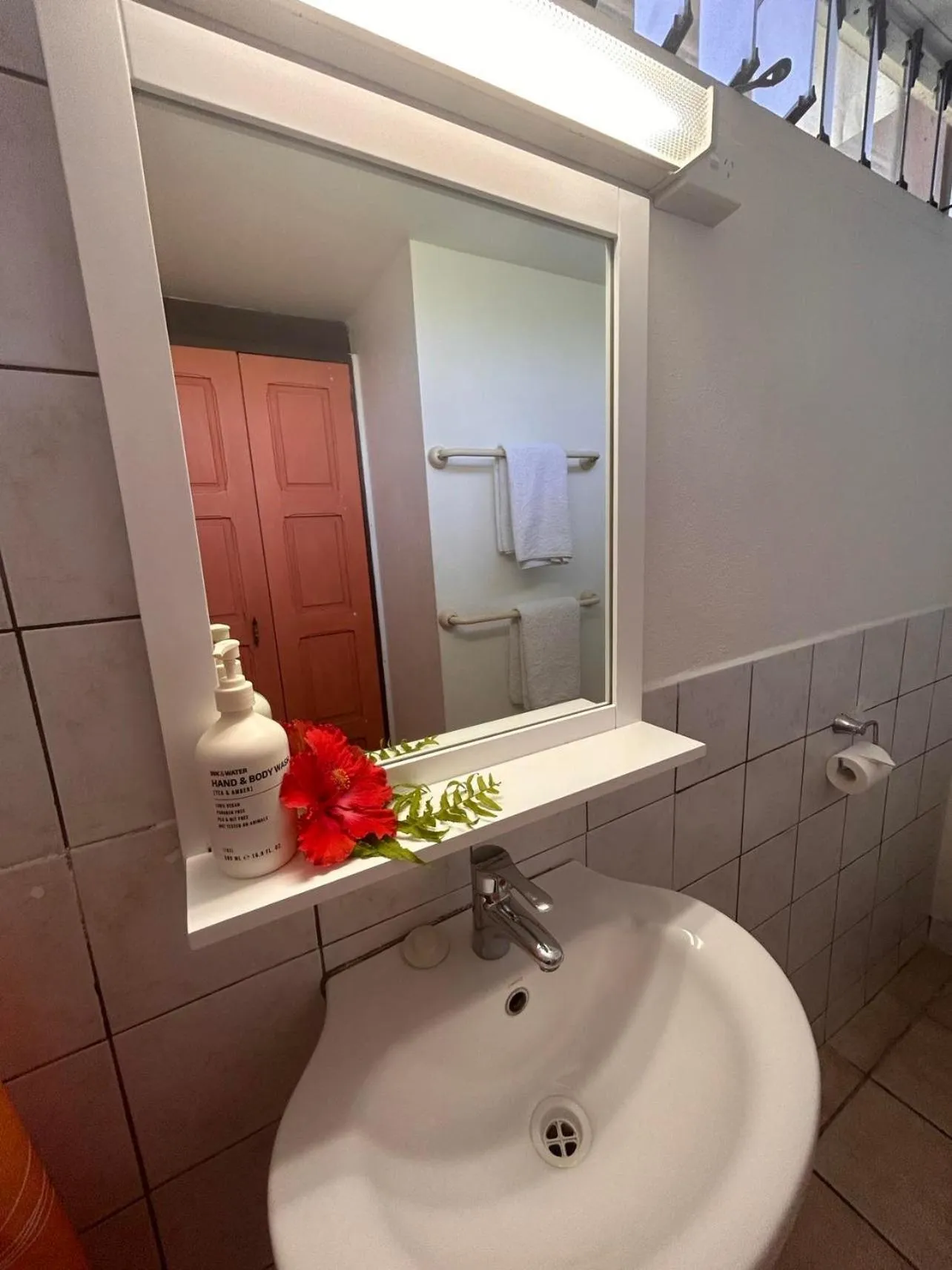 Shower in Hotel Santo Vanuatu