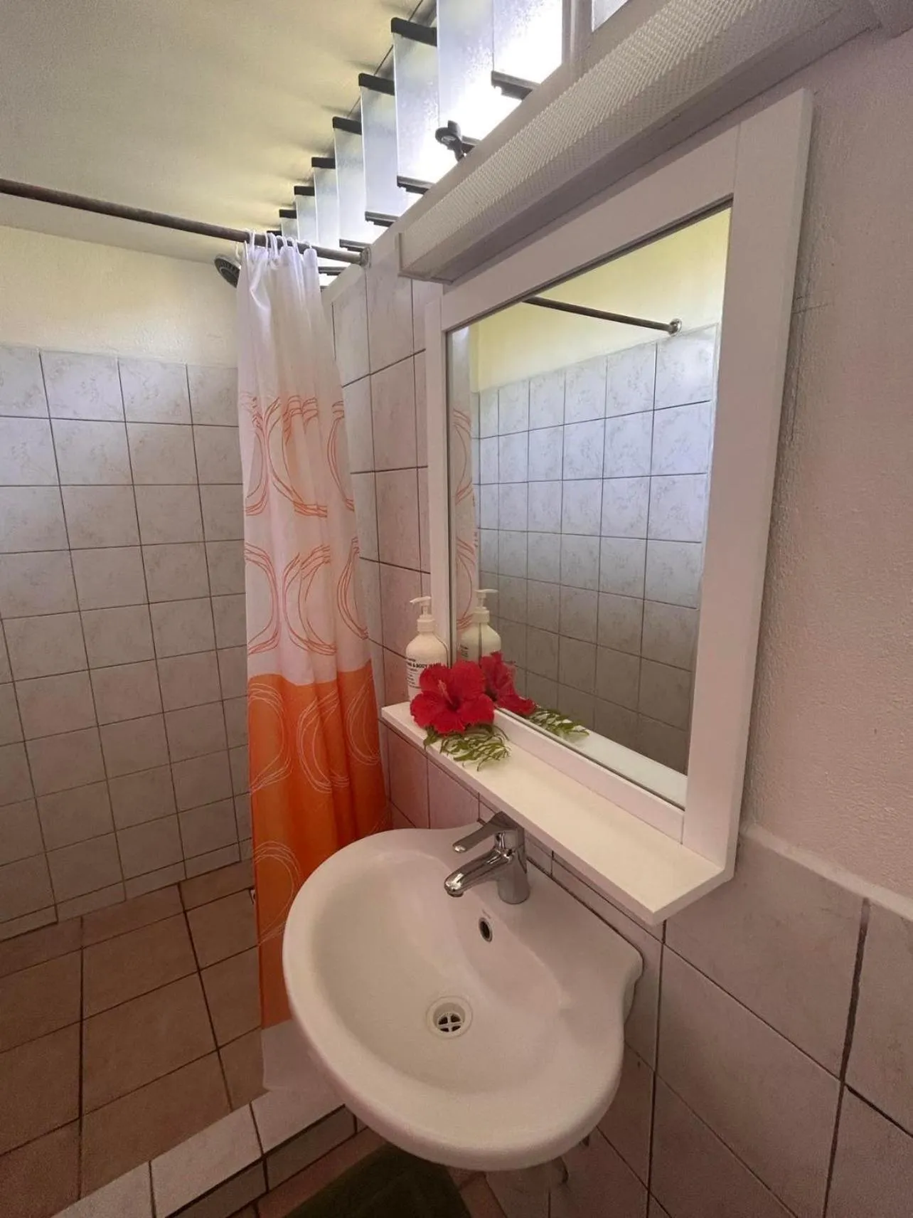 Shower in Hotel Santo Vanuatu