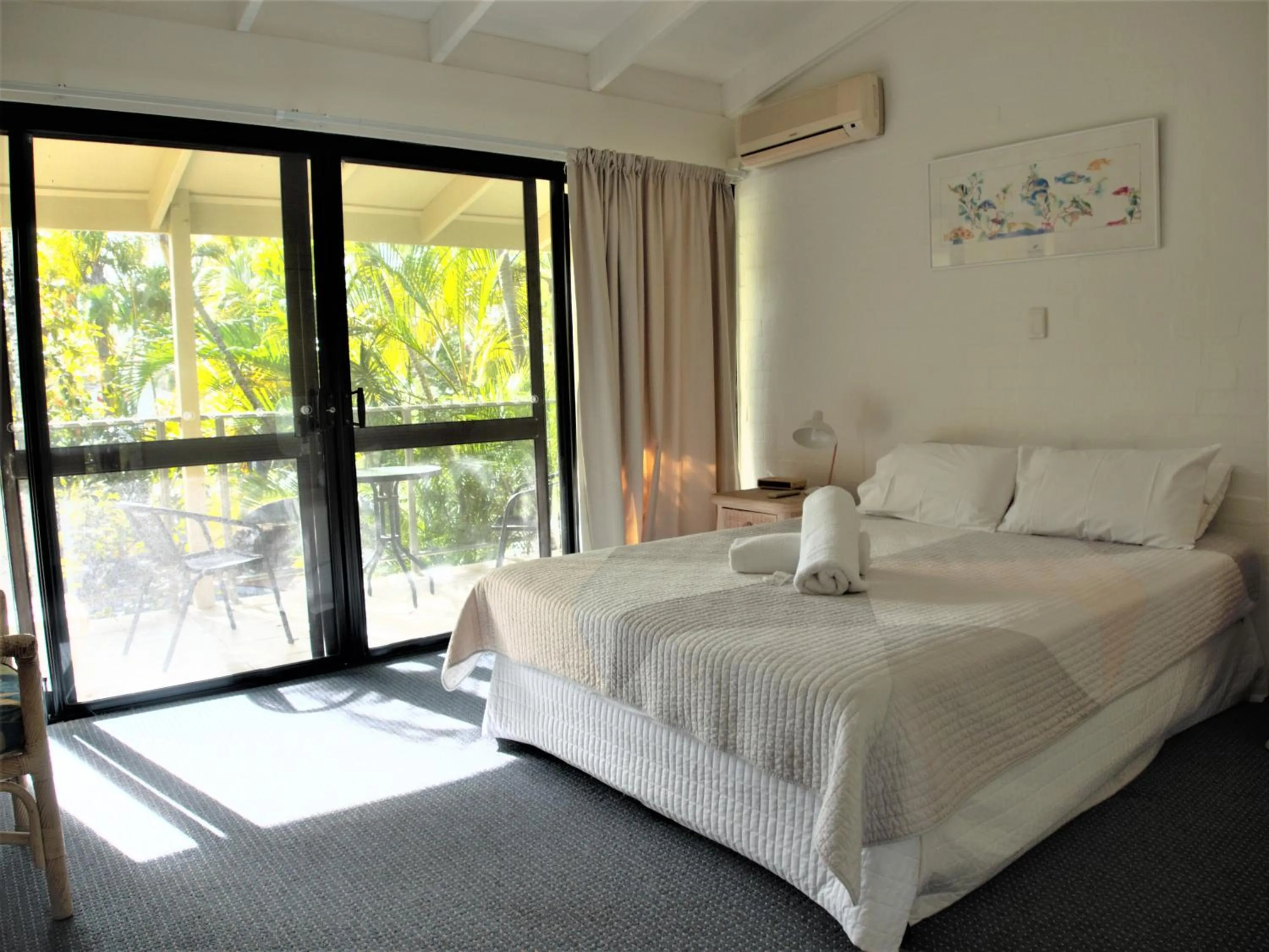 Bed in Le Court Villas