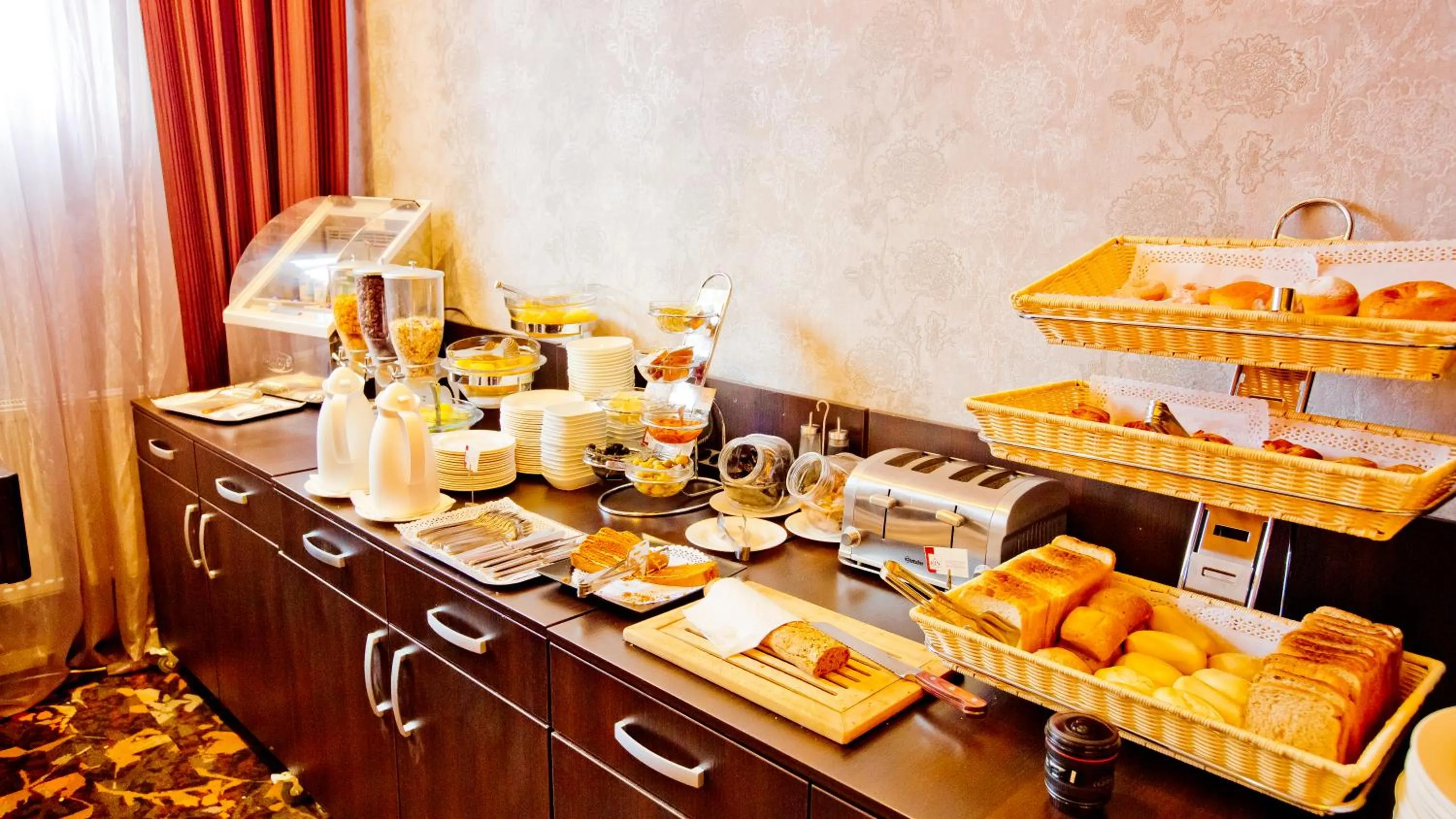 Breakfast in RIN Central Hotel