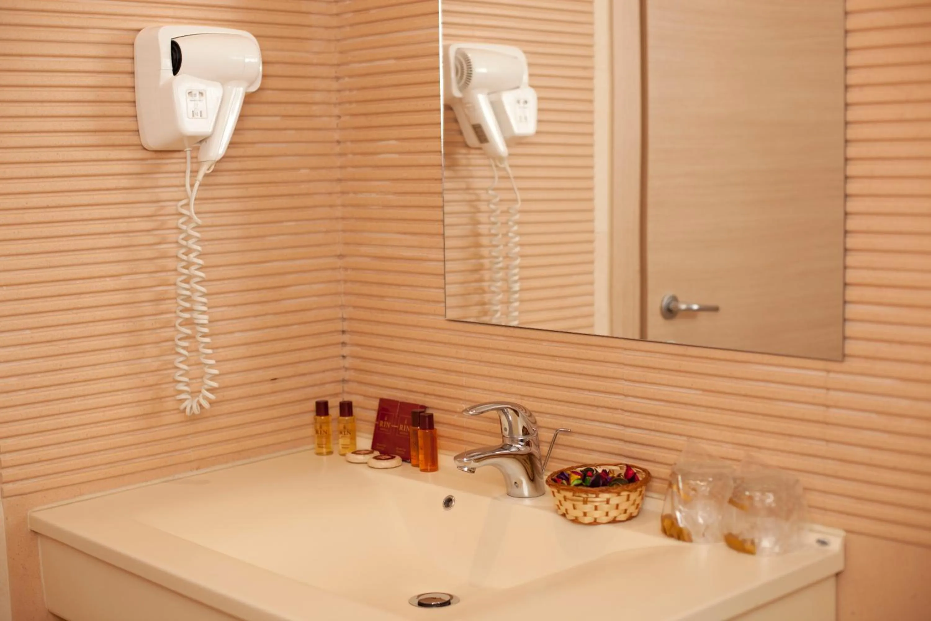 Bathroom in RIN Central Hotel