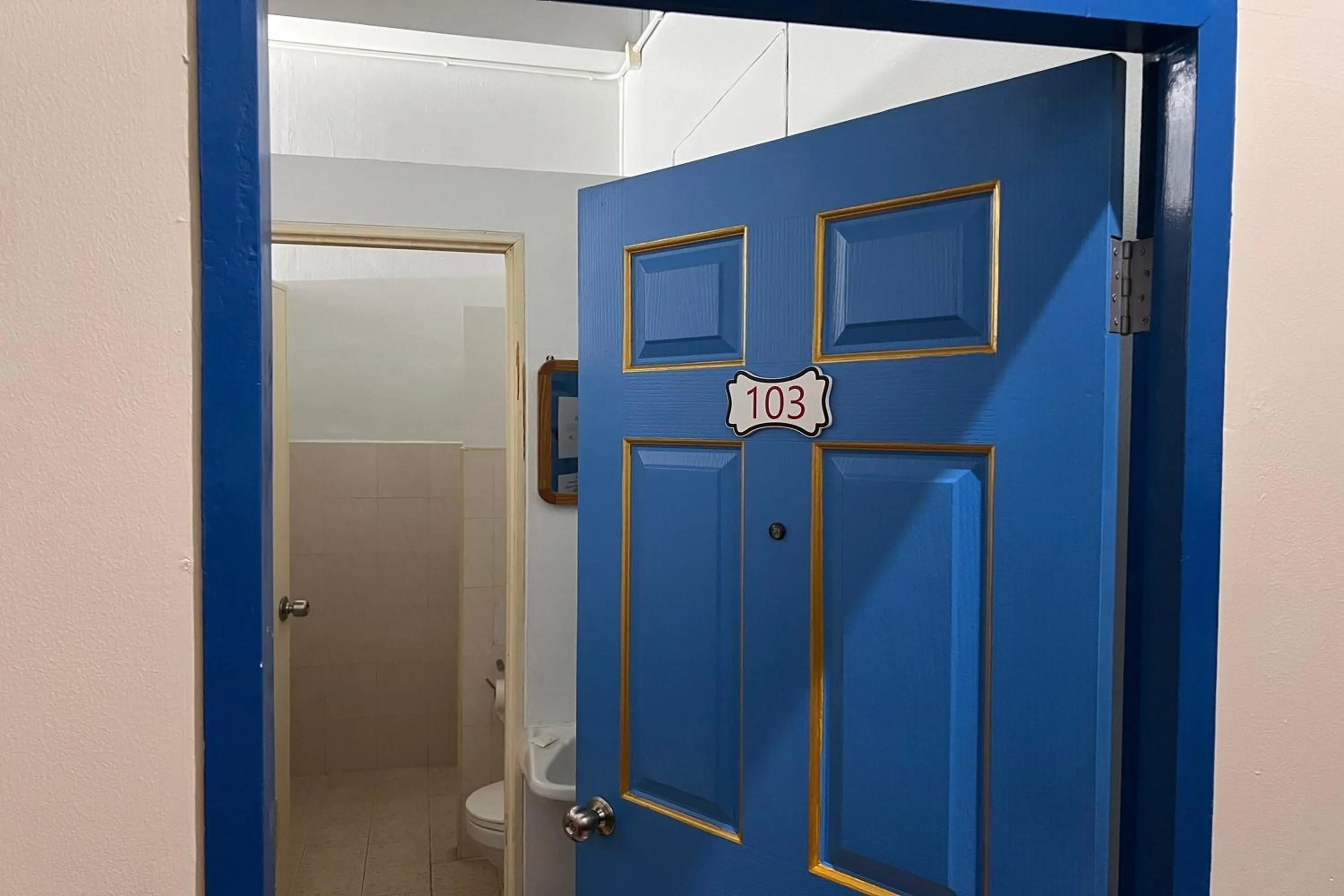 Bedroom in Phuket Old Town Hostel