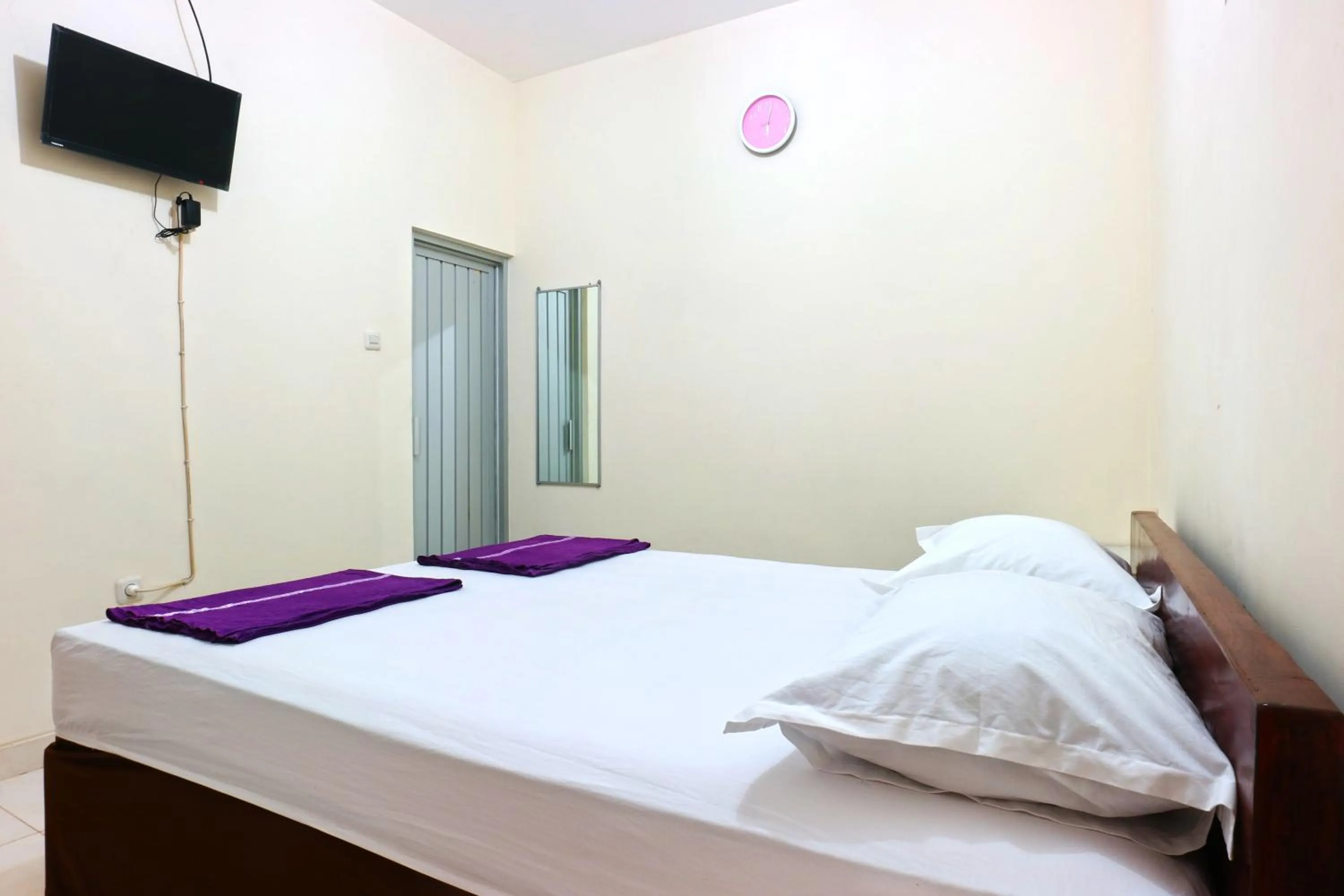 Bedroom in Casa Sidoluhur 17