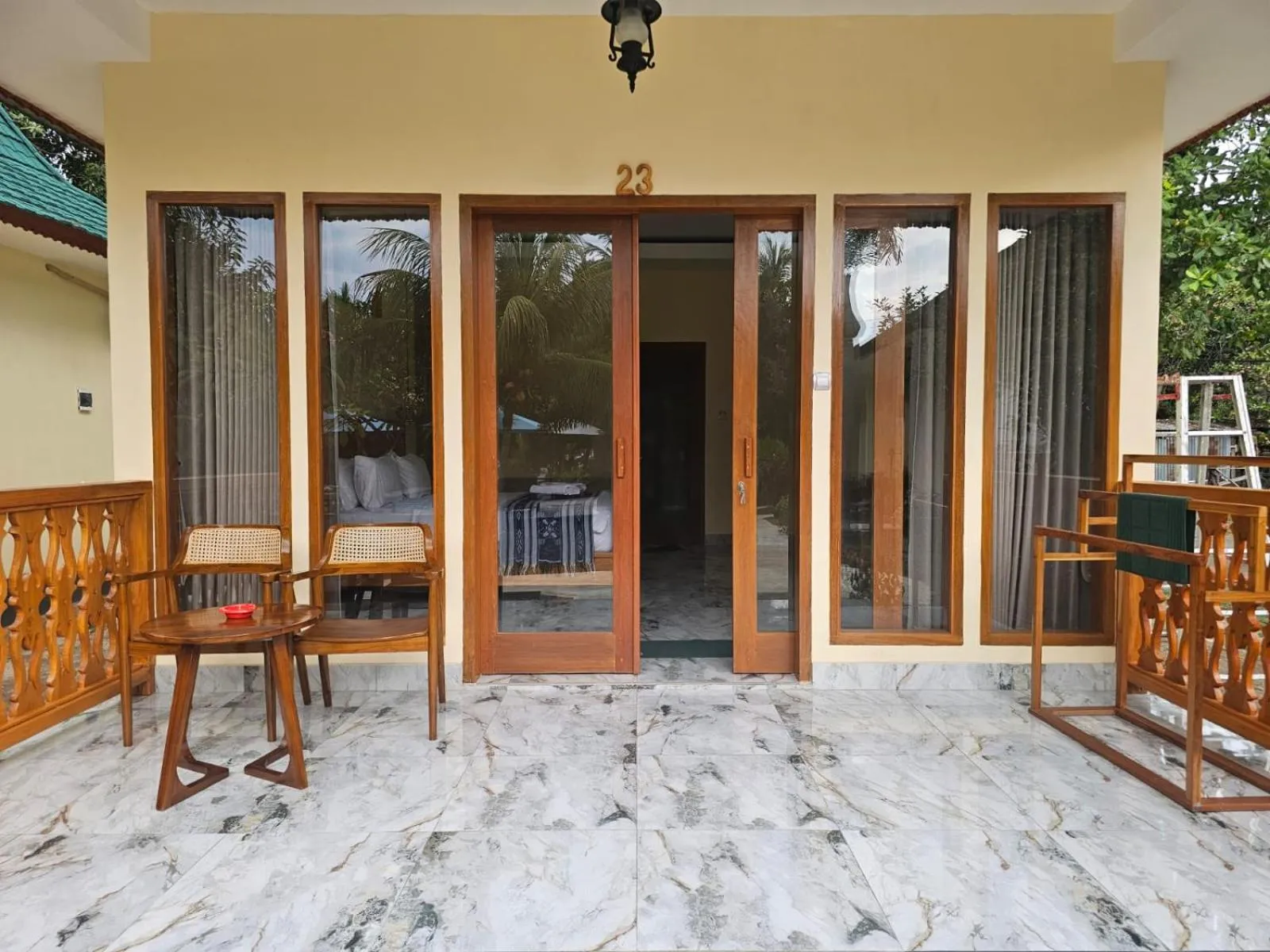 Balcony/Terrace in Salili Bungalow