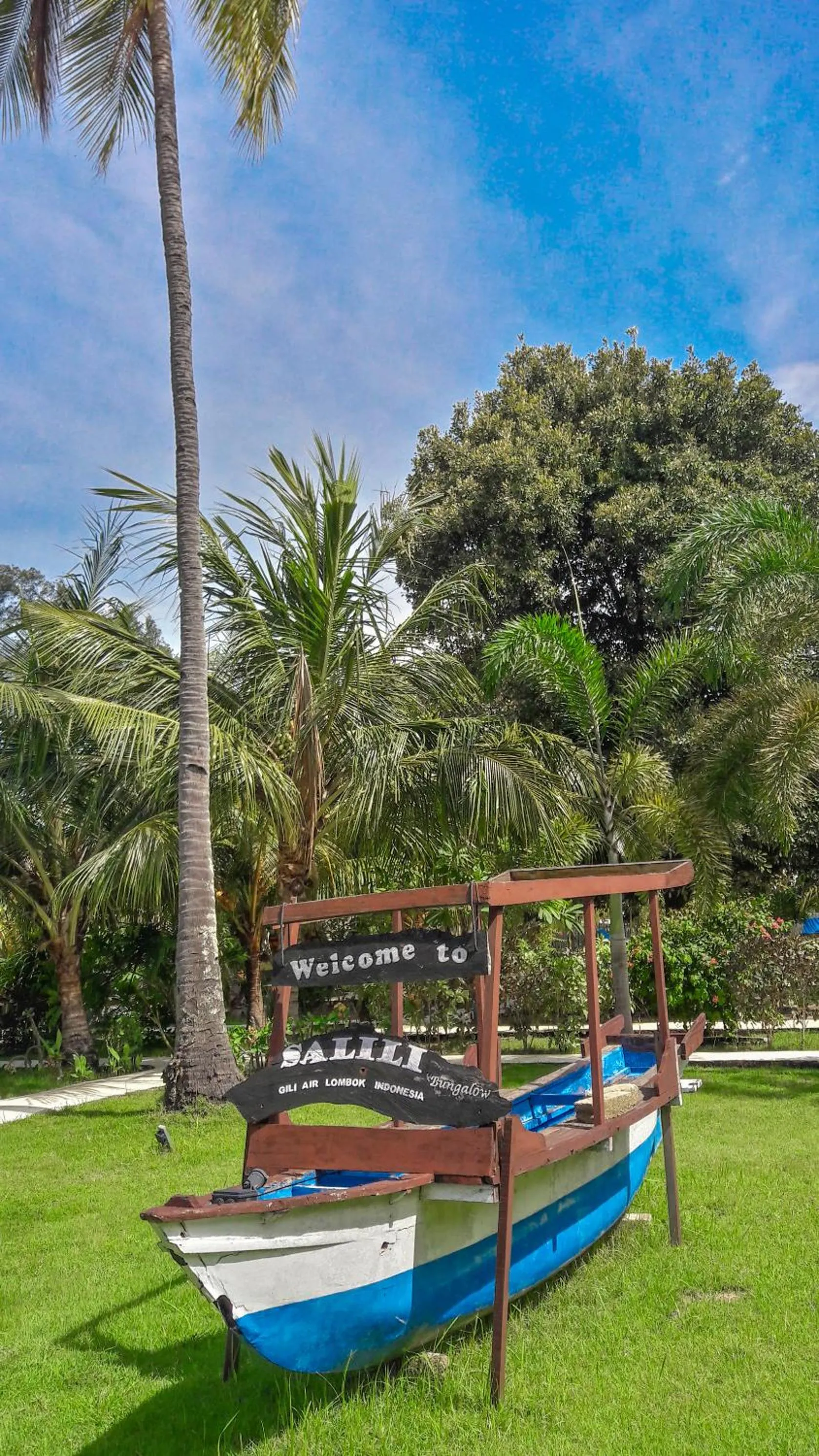 Children play ground in Salili Bungalow
