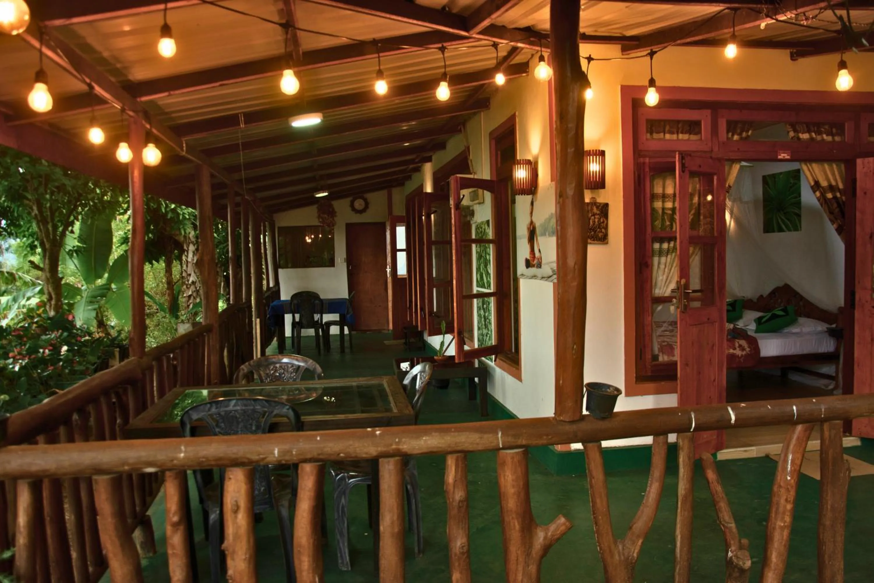 Dining area in Bliss In Viya