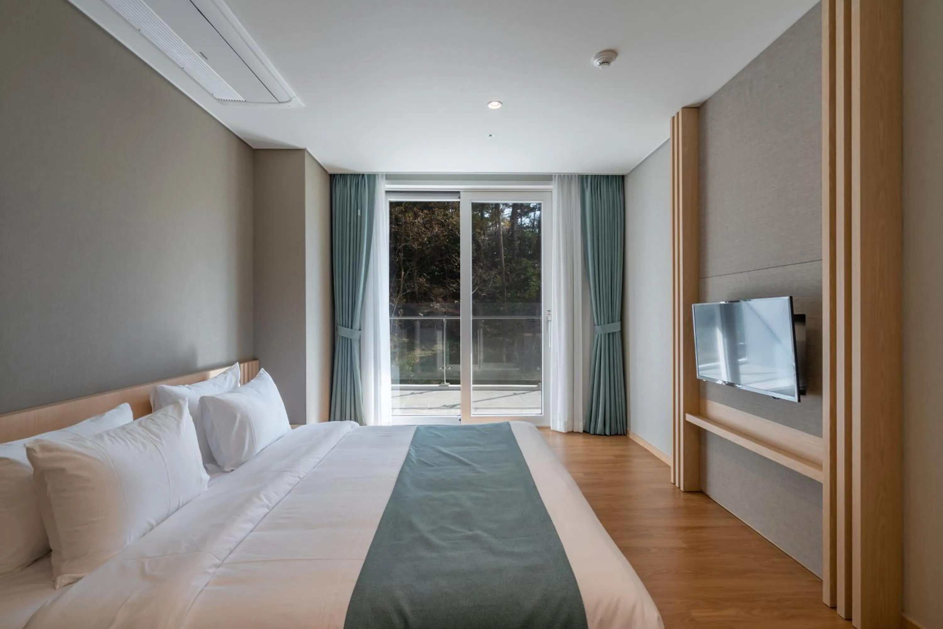 Bed in Hanwha Resort Geoje Belvedere