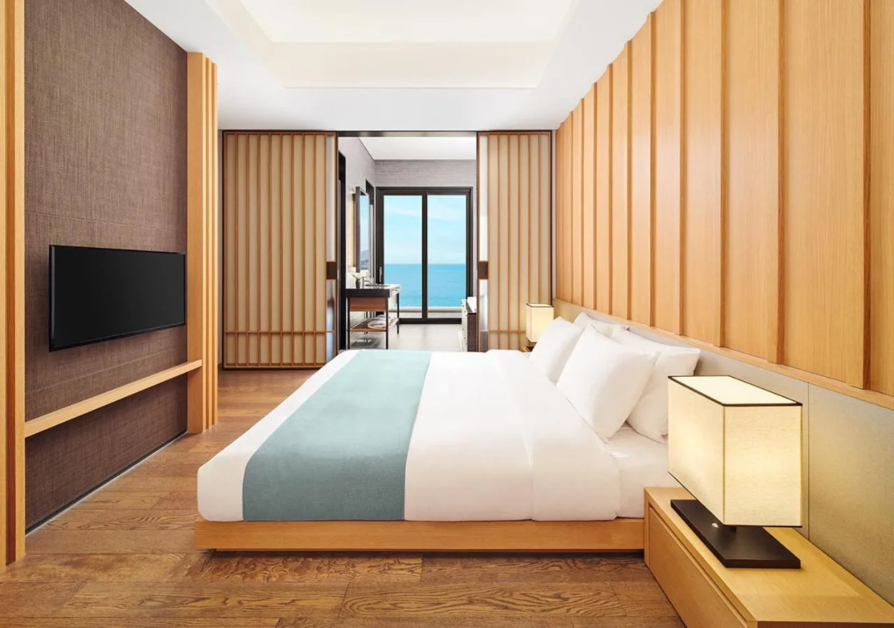 Bed in Hanwha Resort Geoje Belvedere